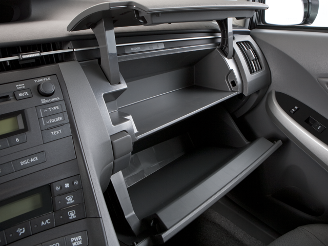 2011 Toyota Prius III