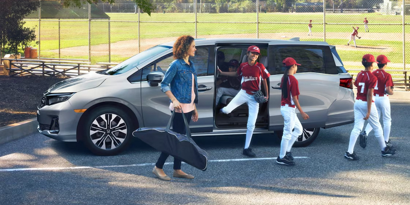 2026 Honda Odyssey: Performance, Interior Features & Family Versatility