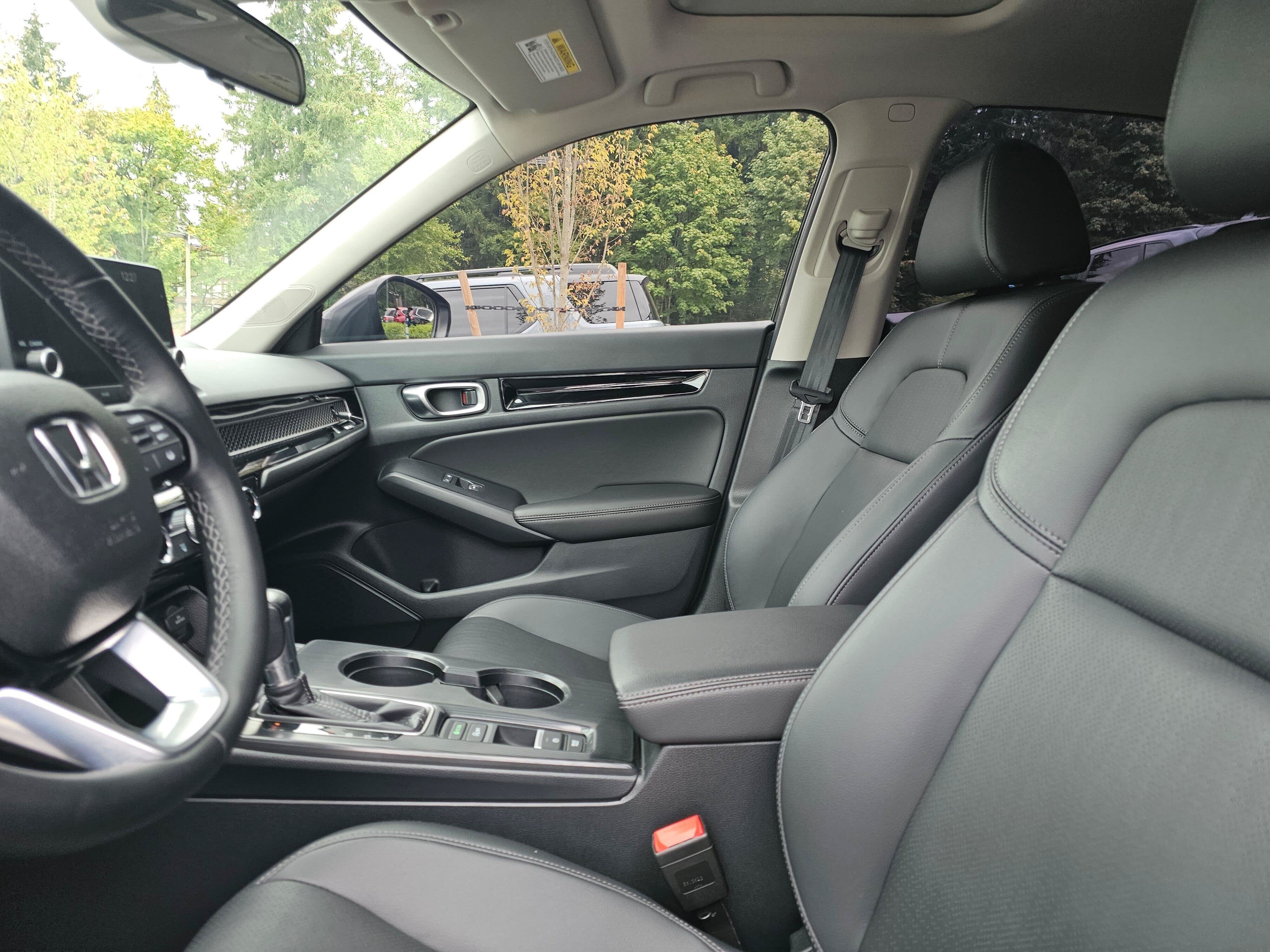 2024 Honda Civic Hatchback EX-L