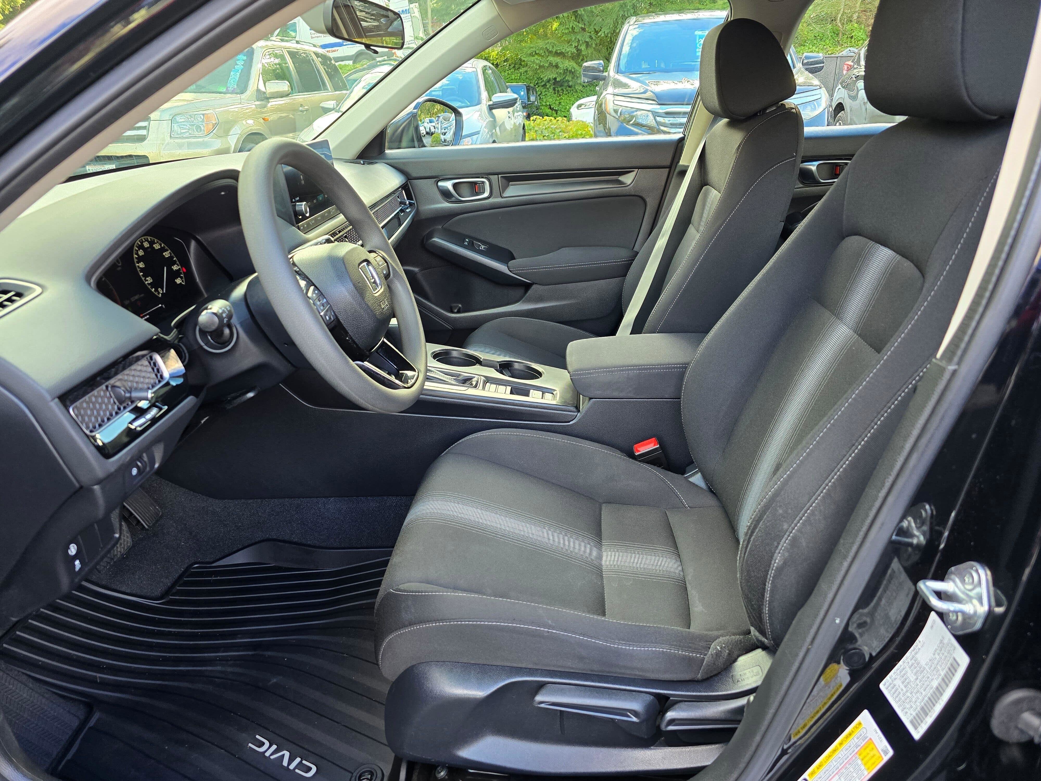 2023 Honda Civic Hatchback LX