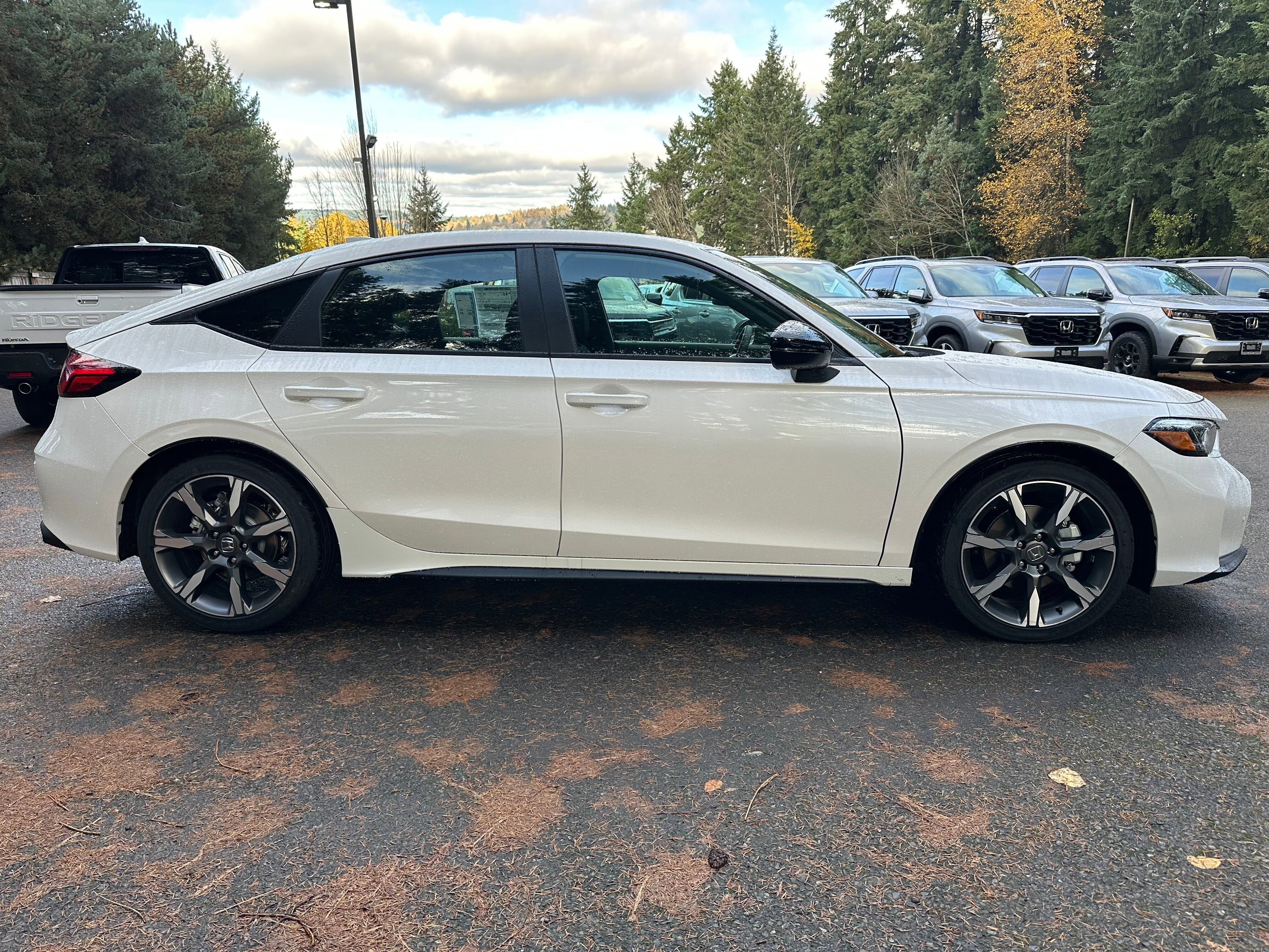 2026 Honda Civic Hatchback Hybrid Sport Touring