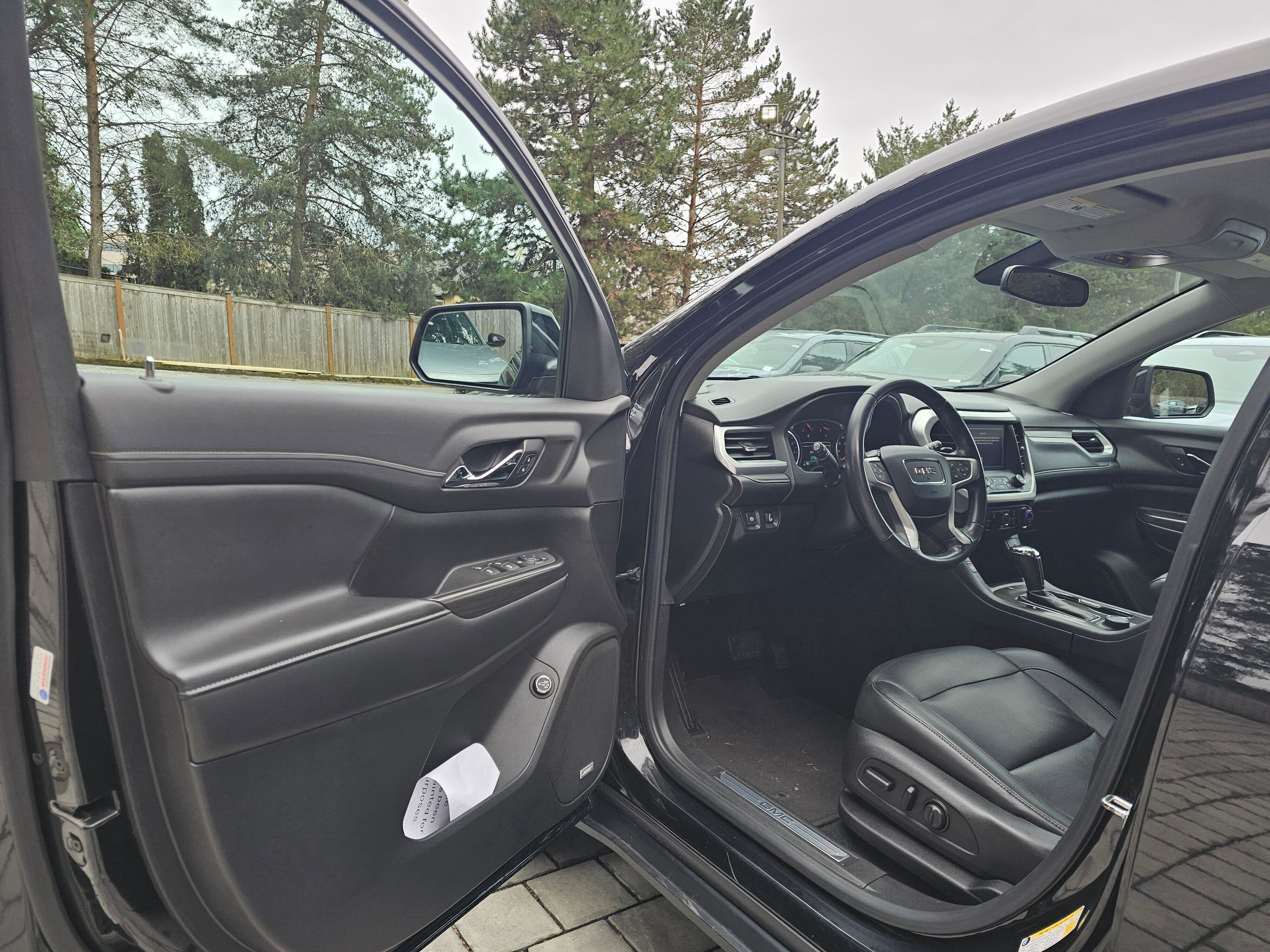 2019 GMC Acadia SLT
