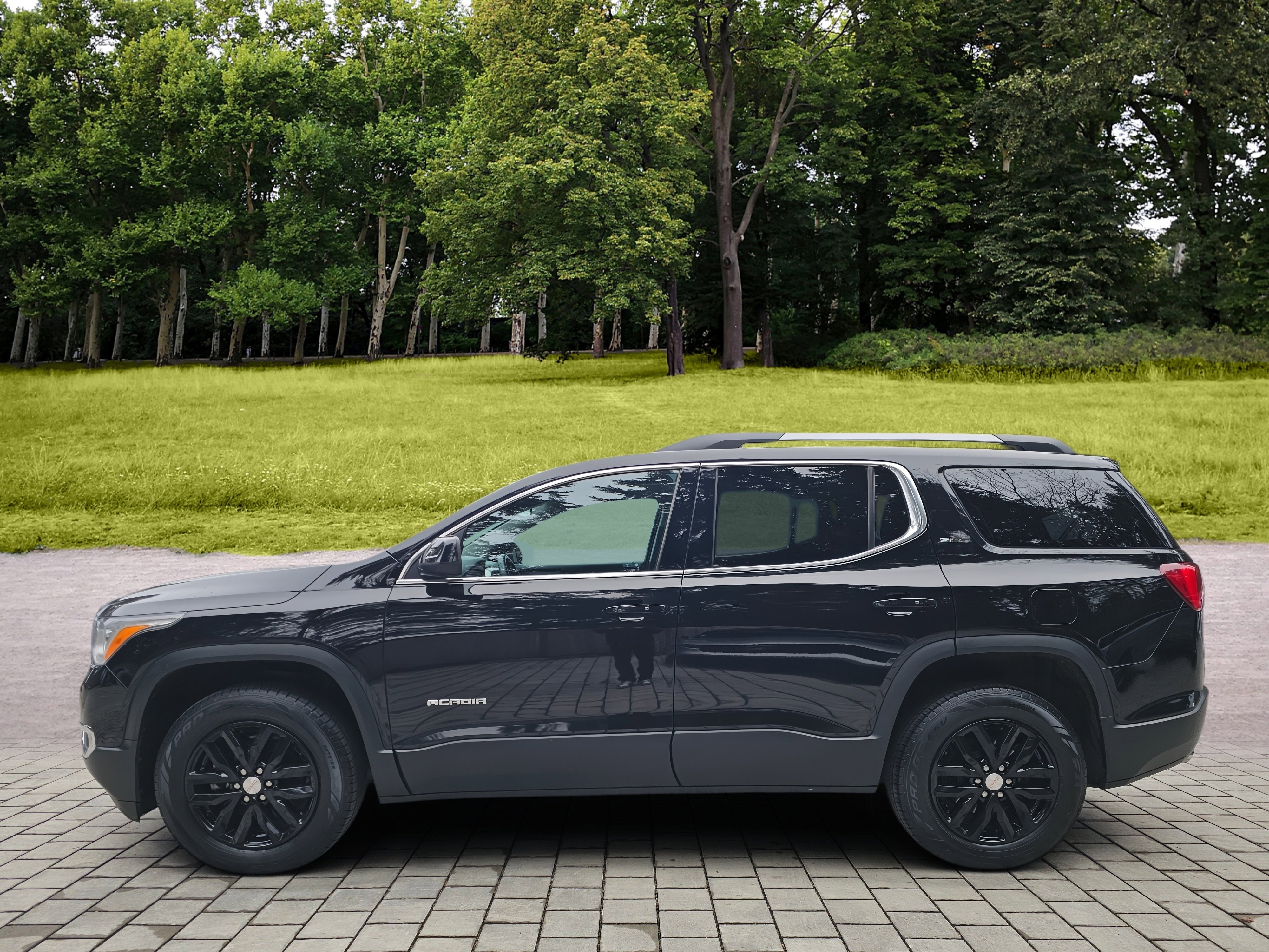 2019 GMC Acadia SLT