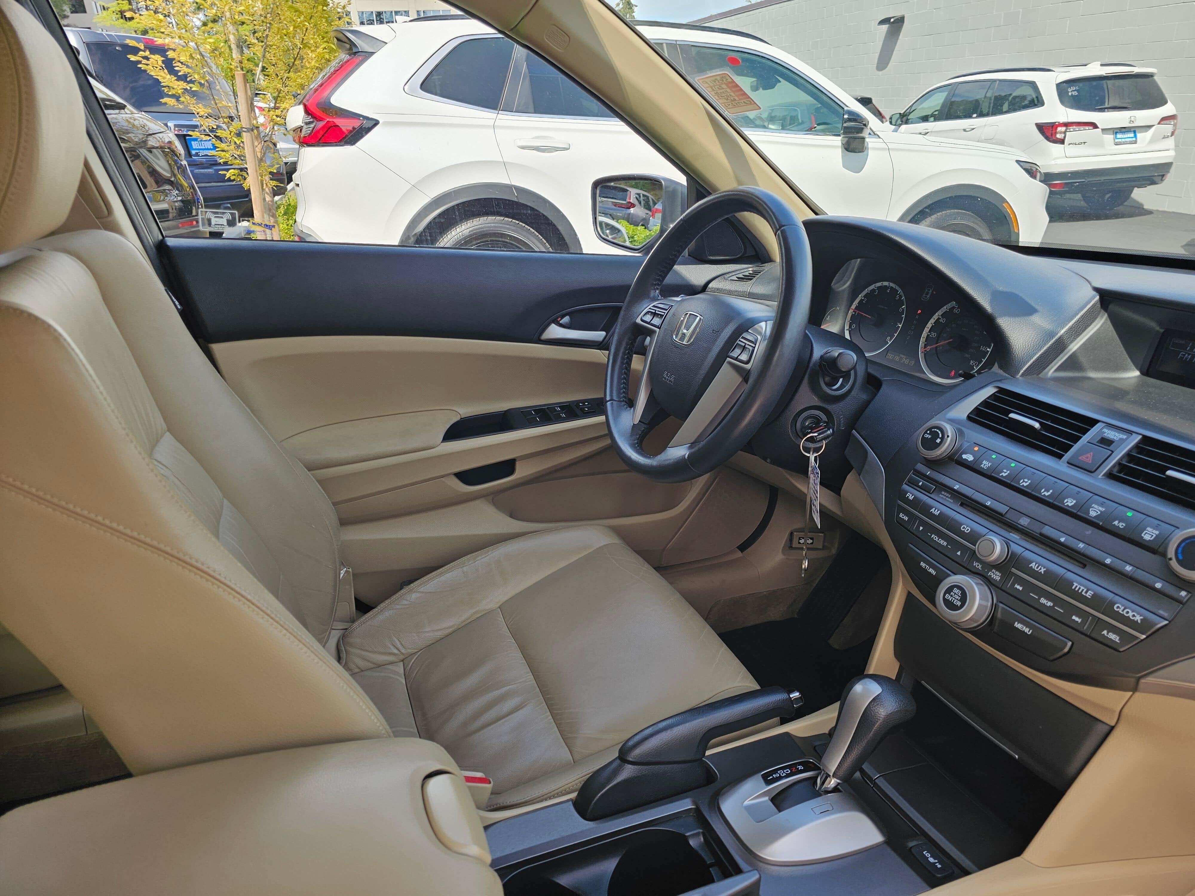 2012 Honda Accord Sdn SE