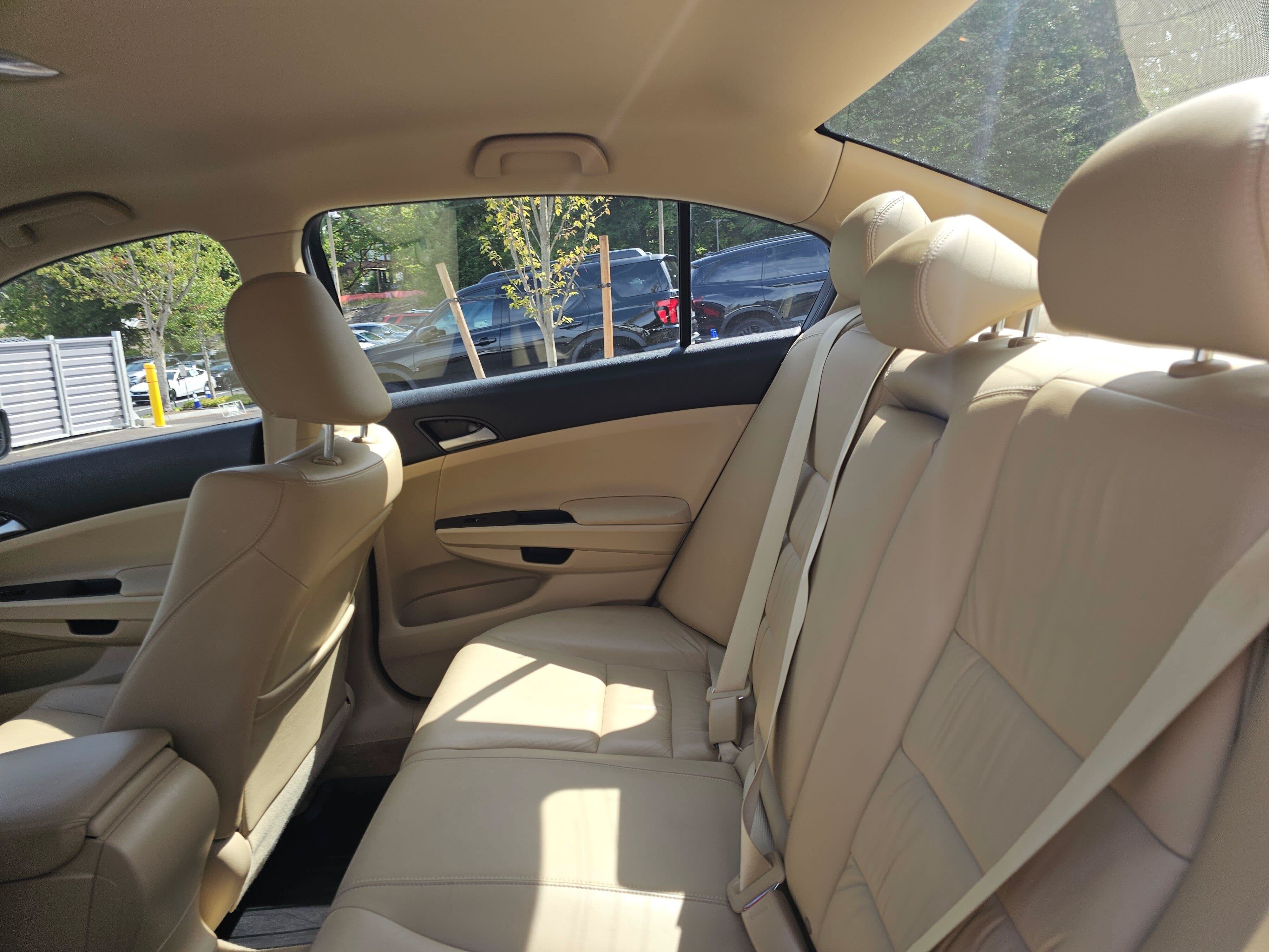 2012 Honda Accord Sdn SE