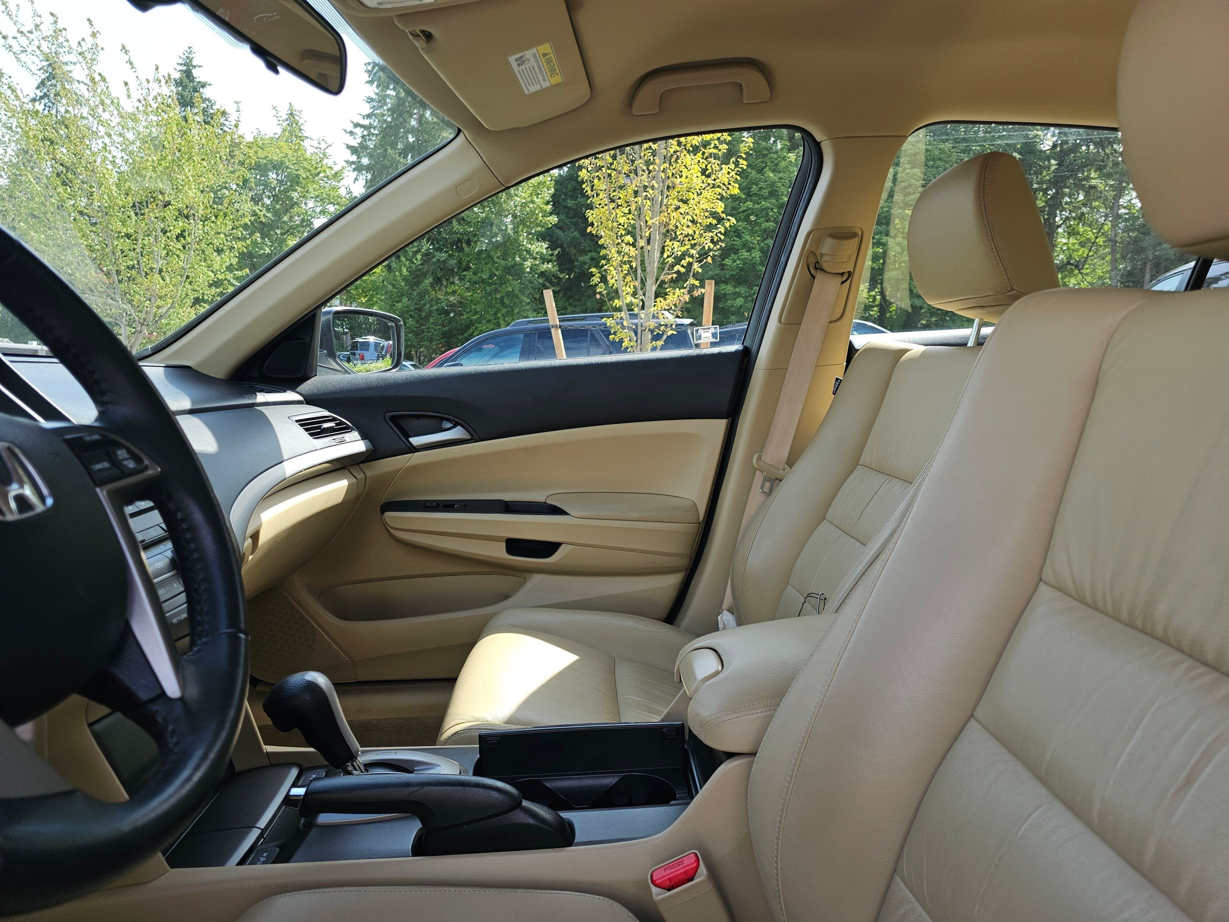 2012 Honda Accord Sdn SE