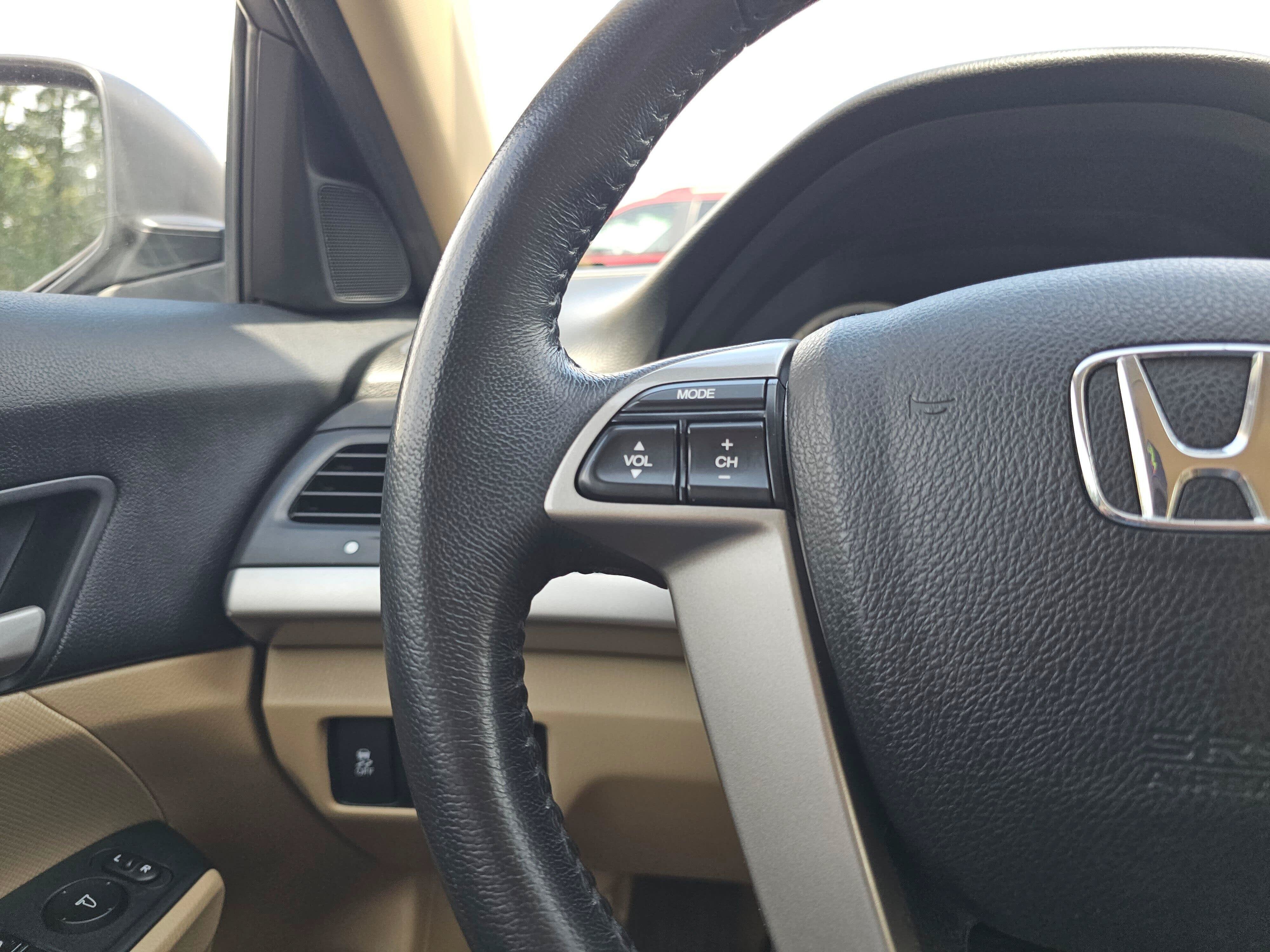 2012 Honda Accord Sdn SE