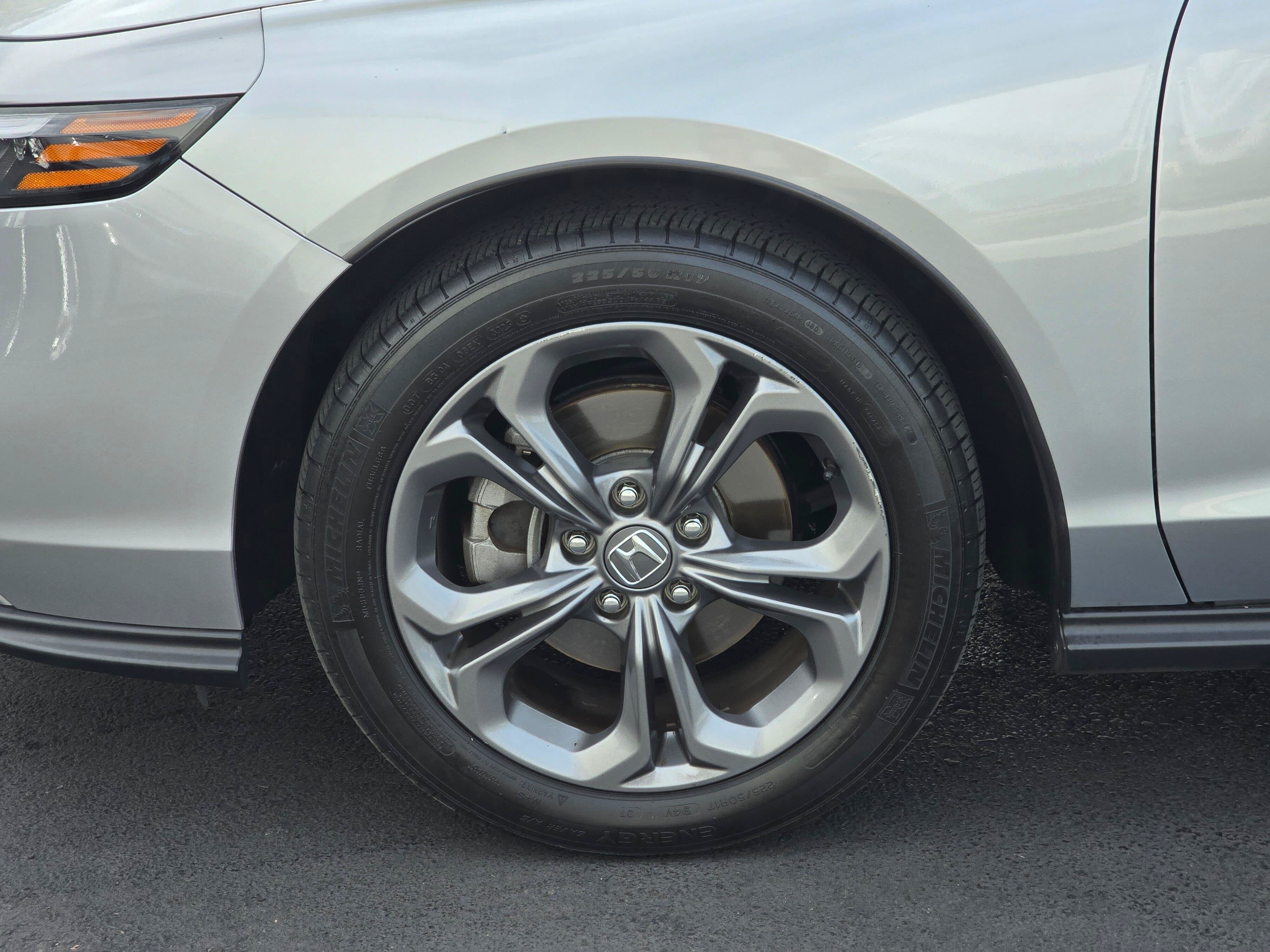 2024 Honda Accord Sedan EX
