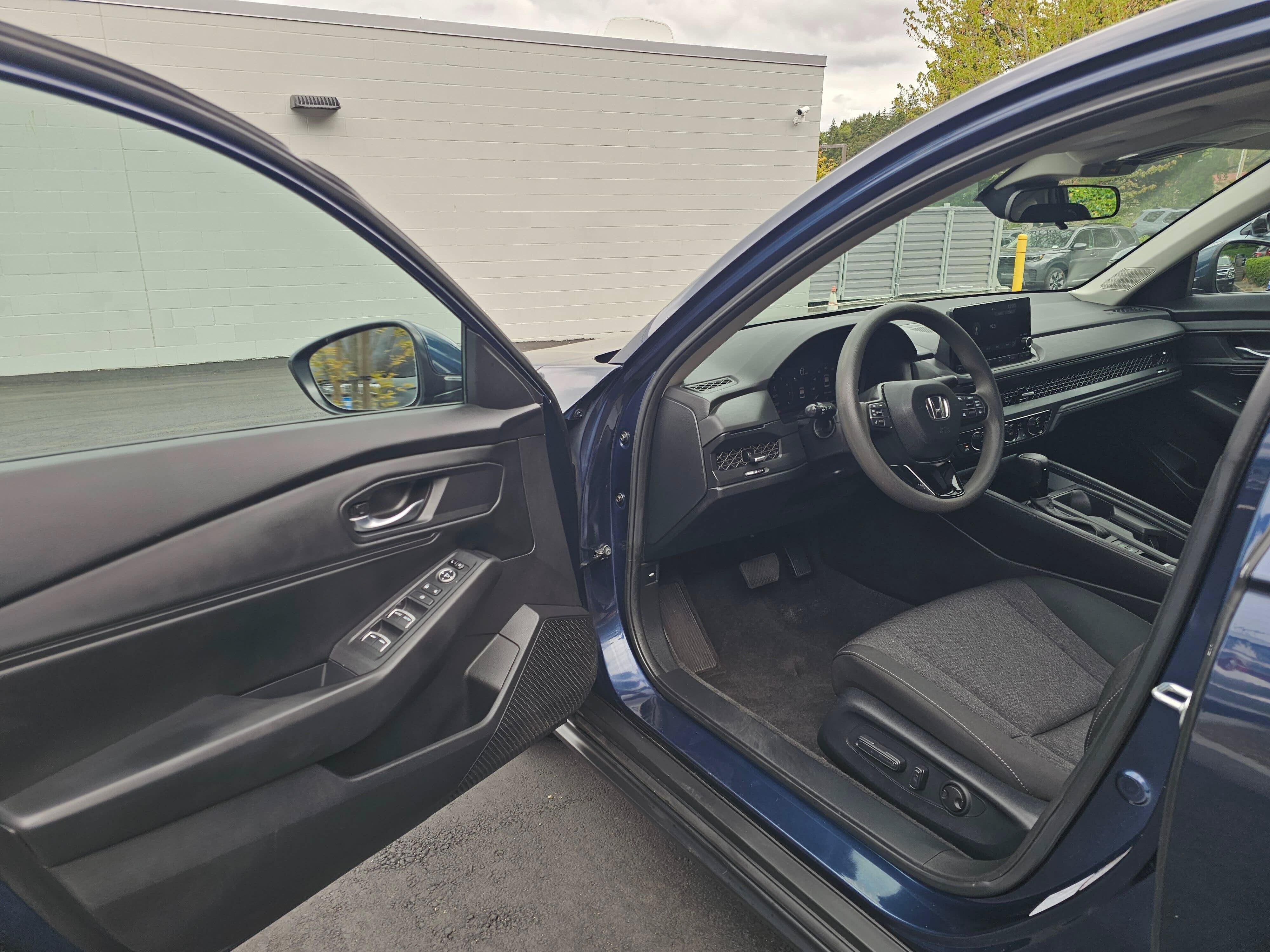 2023 Honda Accord Sedan EX
