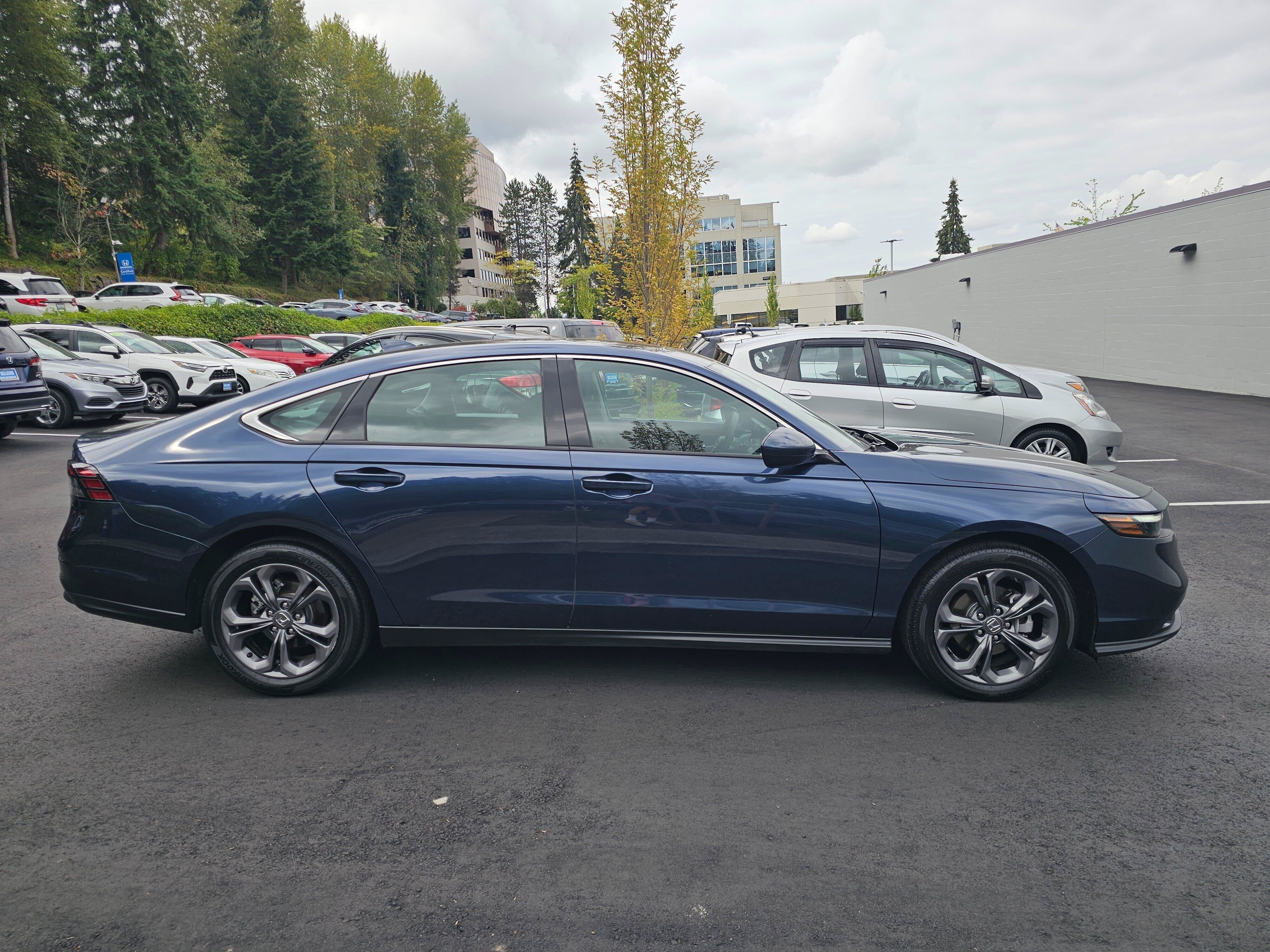 2023 Honda Accord Sedan EX