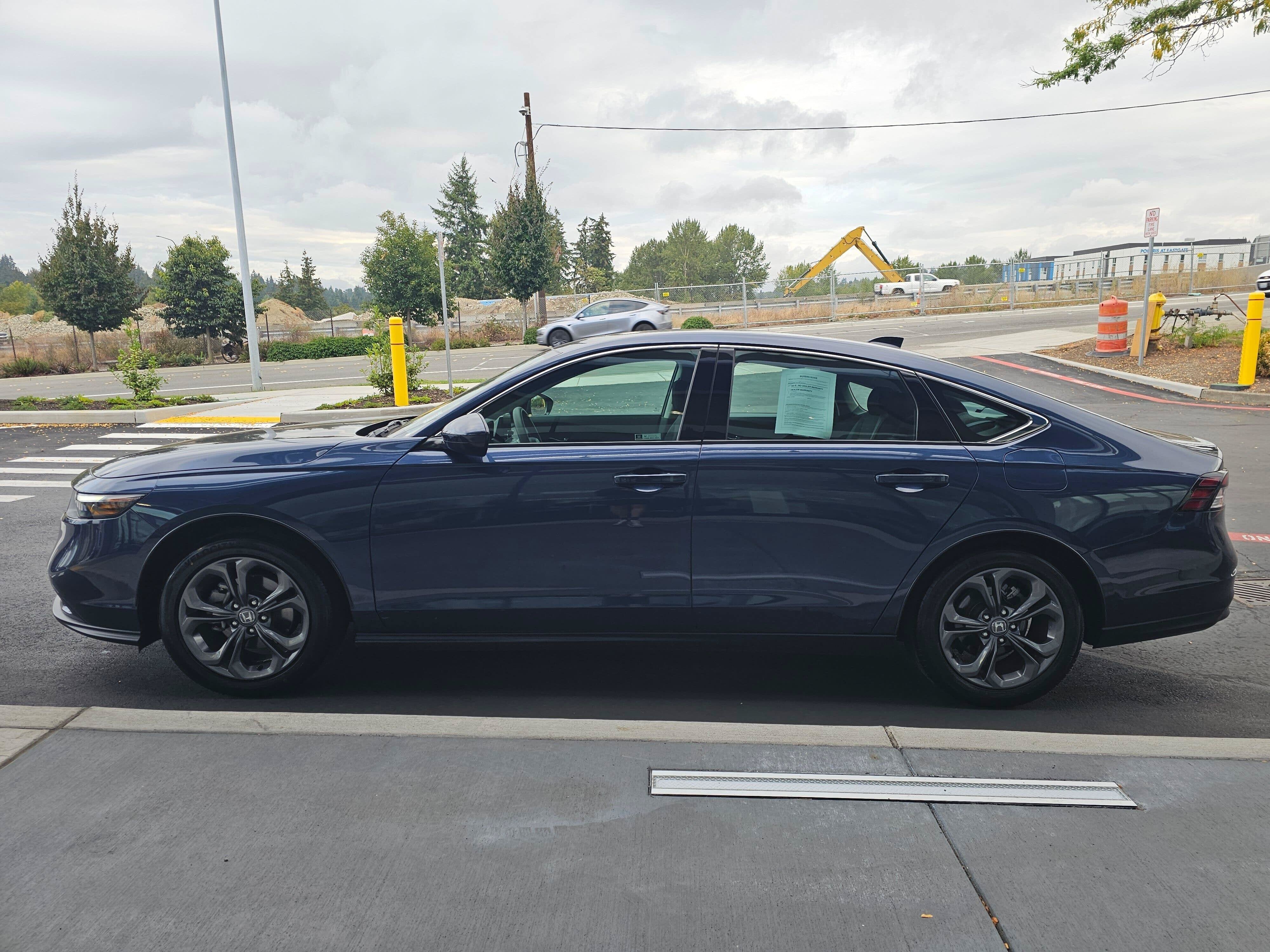 2023 Honda Accord Sedan EX