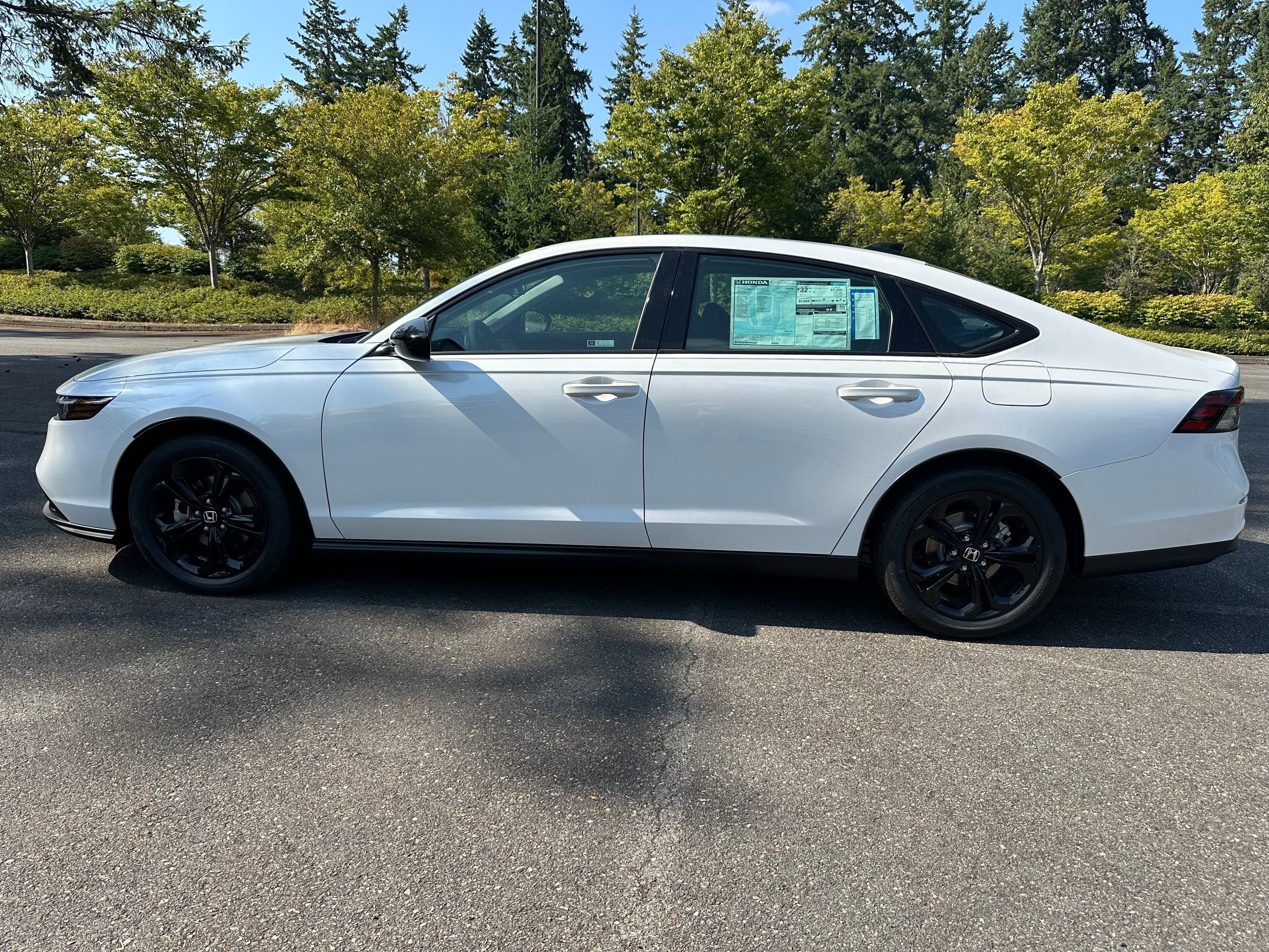 2025 Honda Accord Sedan SE