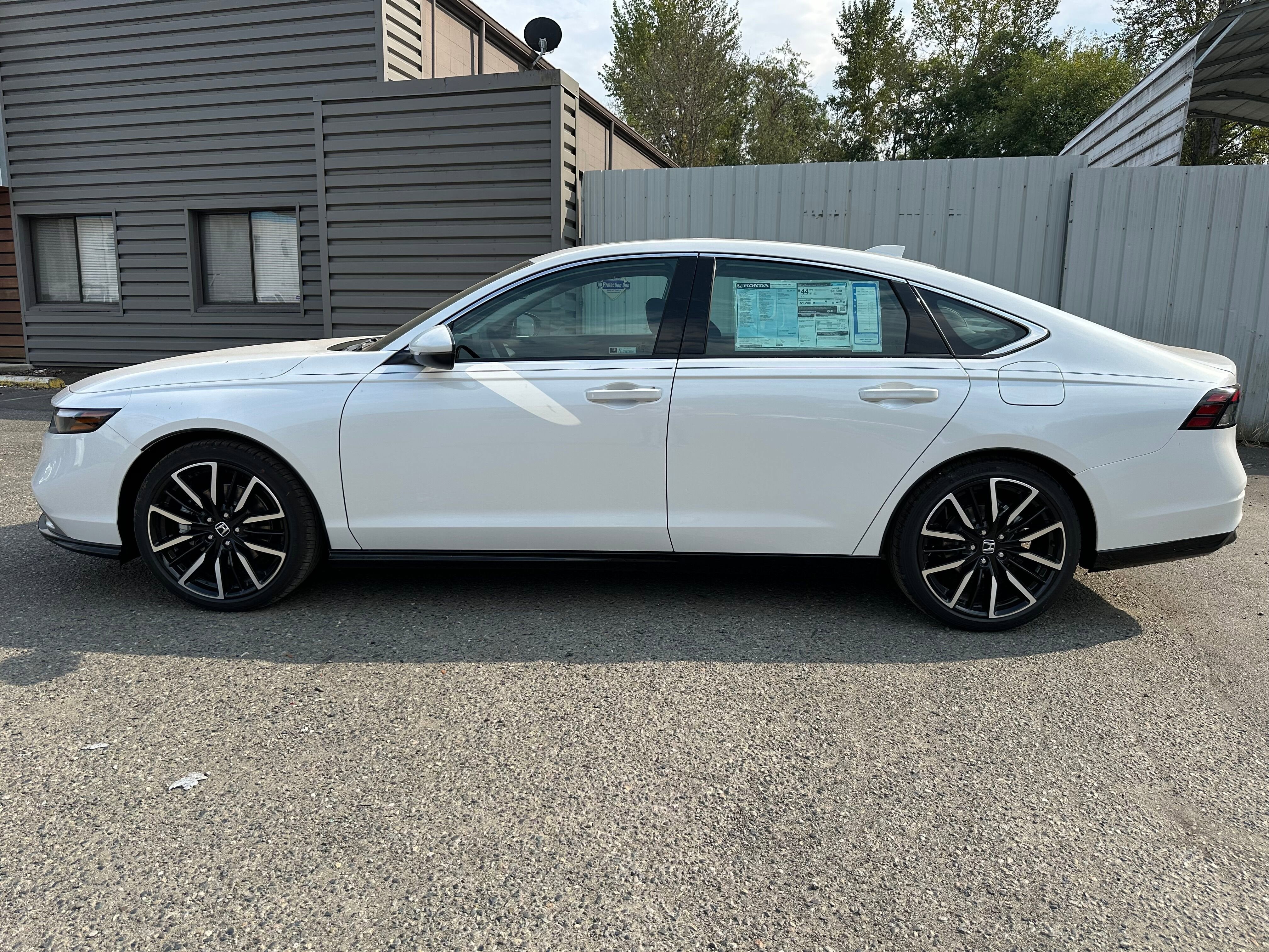 2025 Honda Accord Hybrid Touring