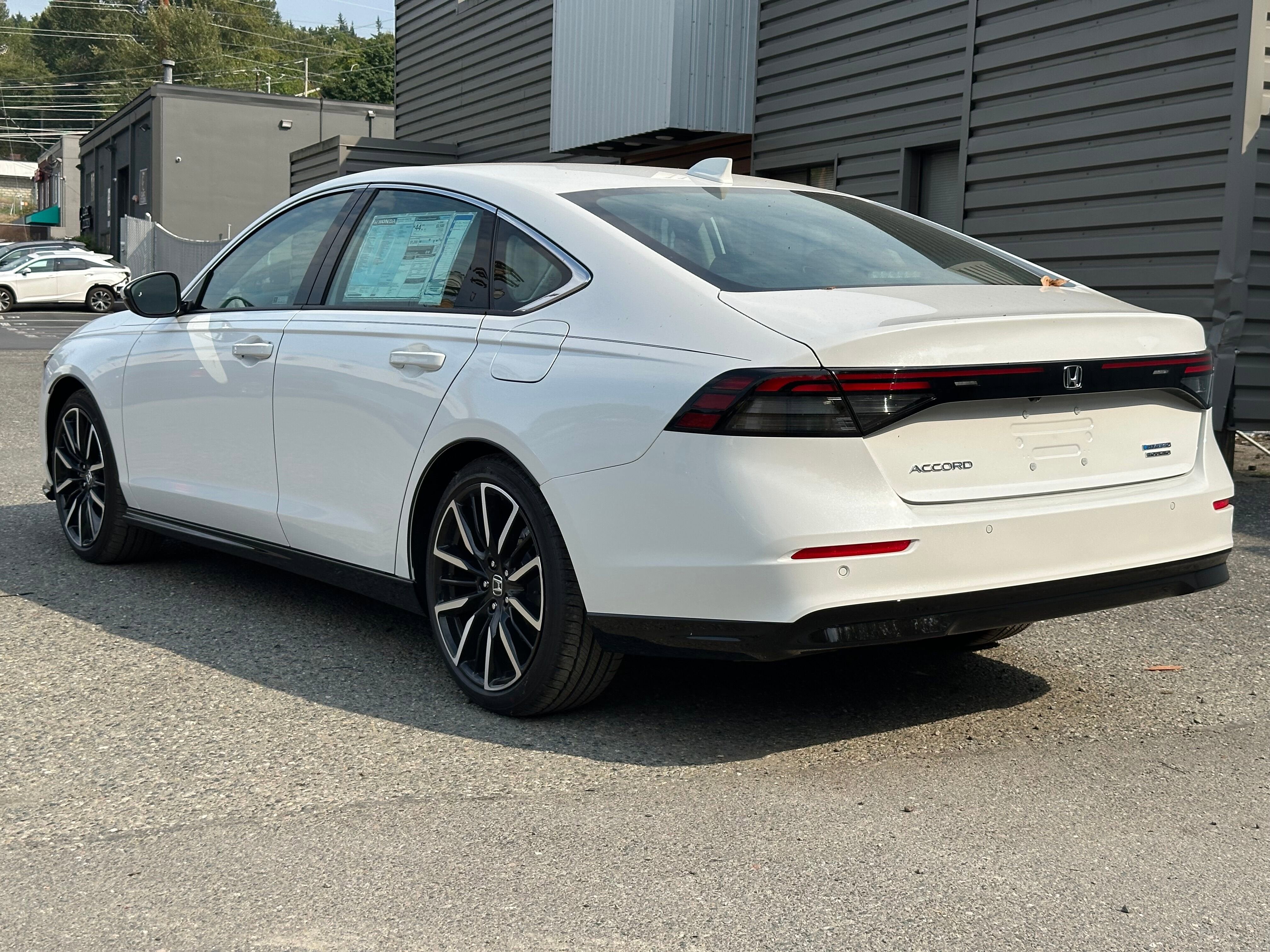 2025 Honda Accord Hybrid Touring