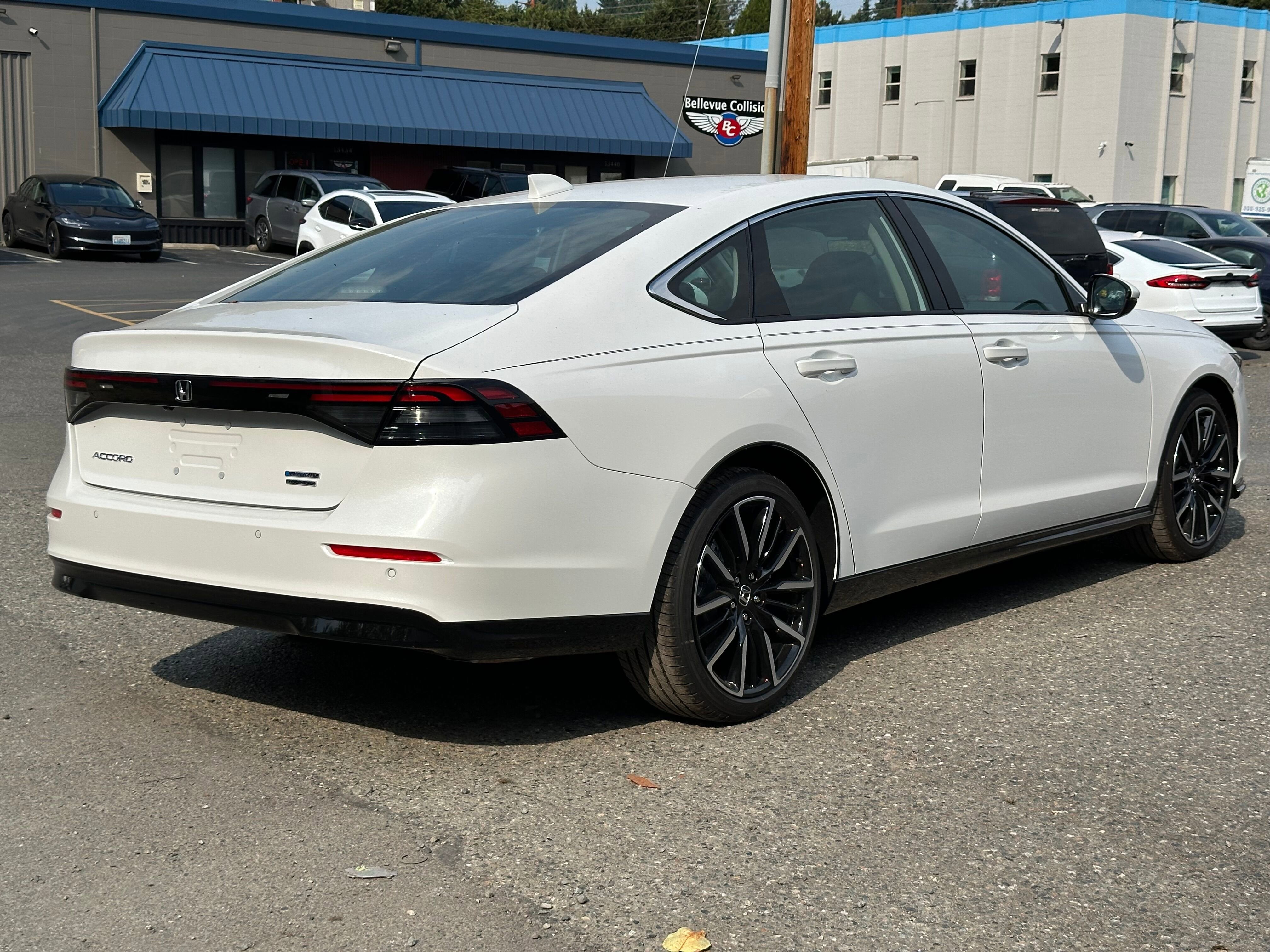 2025 Honda Accord Hybrid Touring