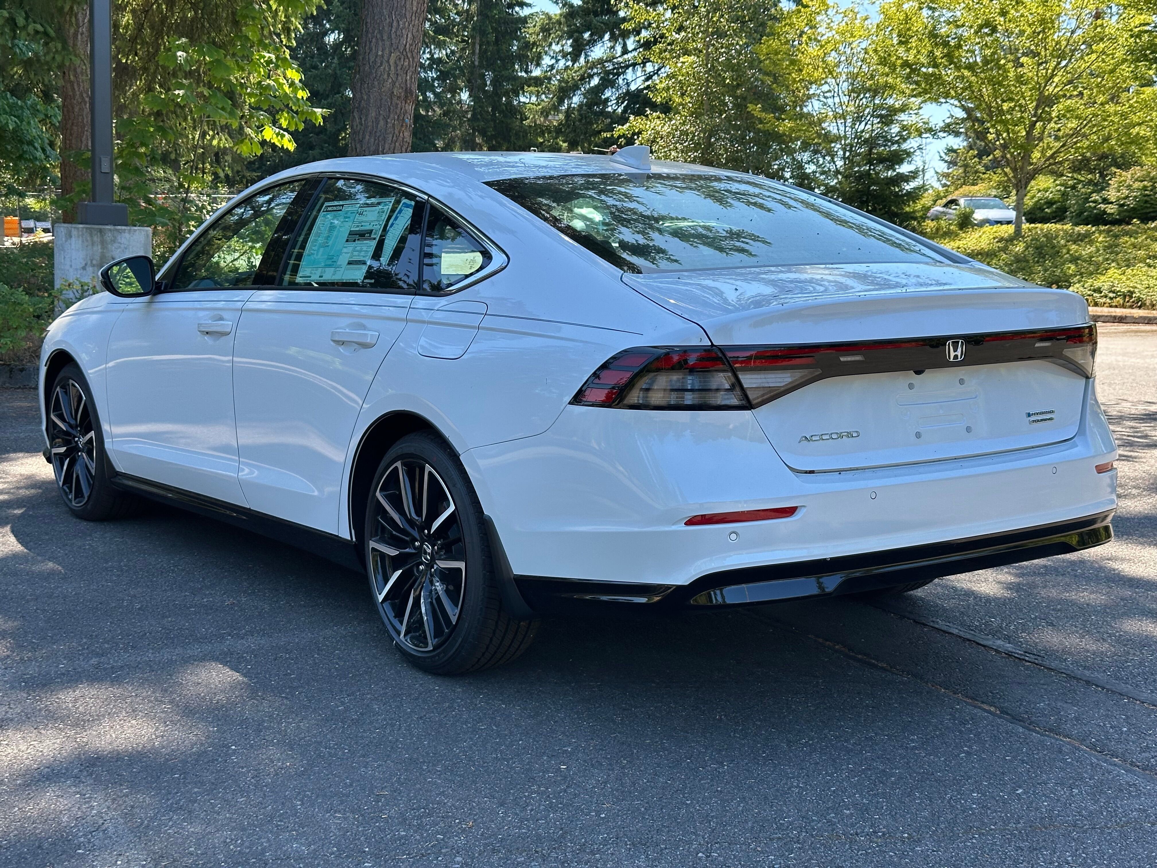 2025 Honda Accord Hybrid Touring