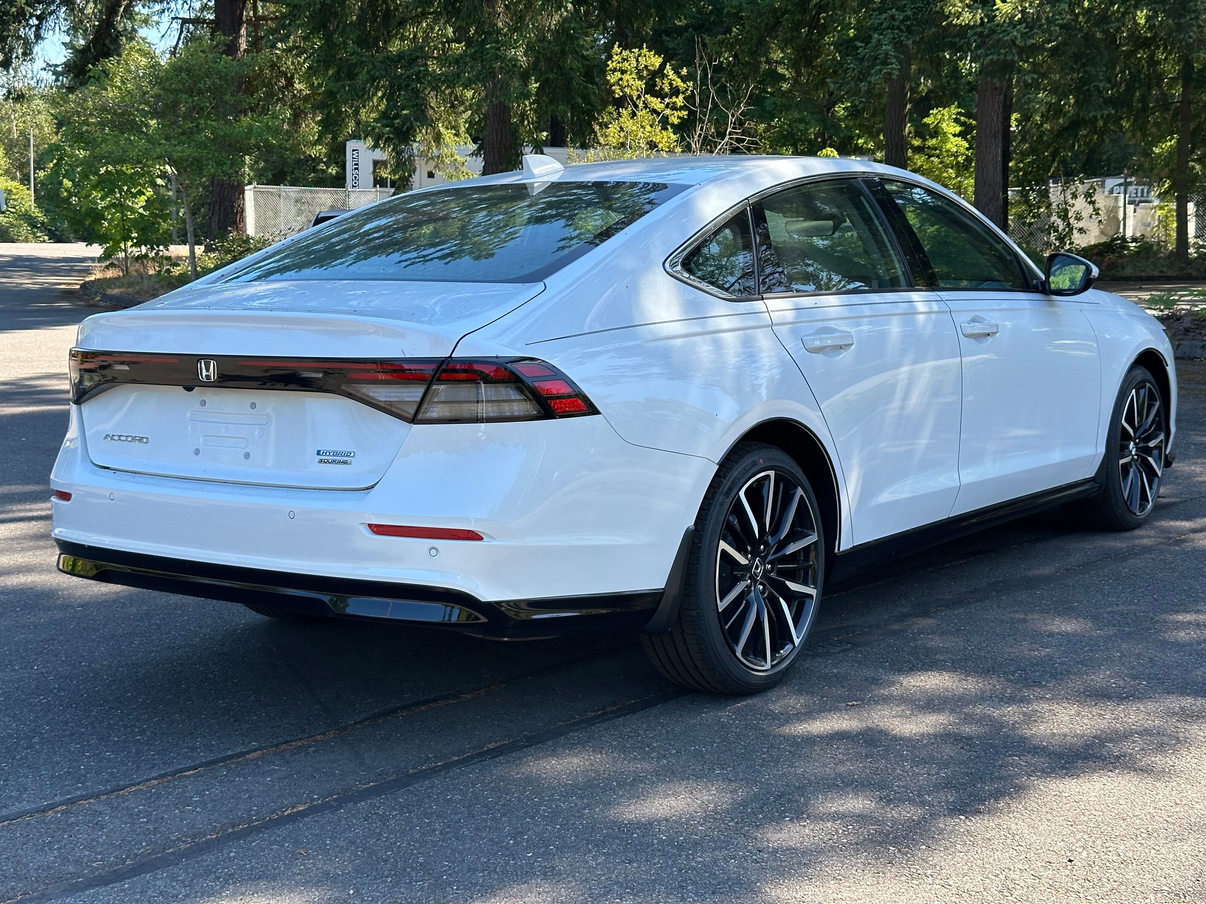 2025 Honda Accord Hybrid Touring