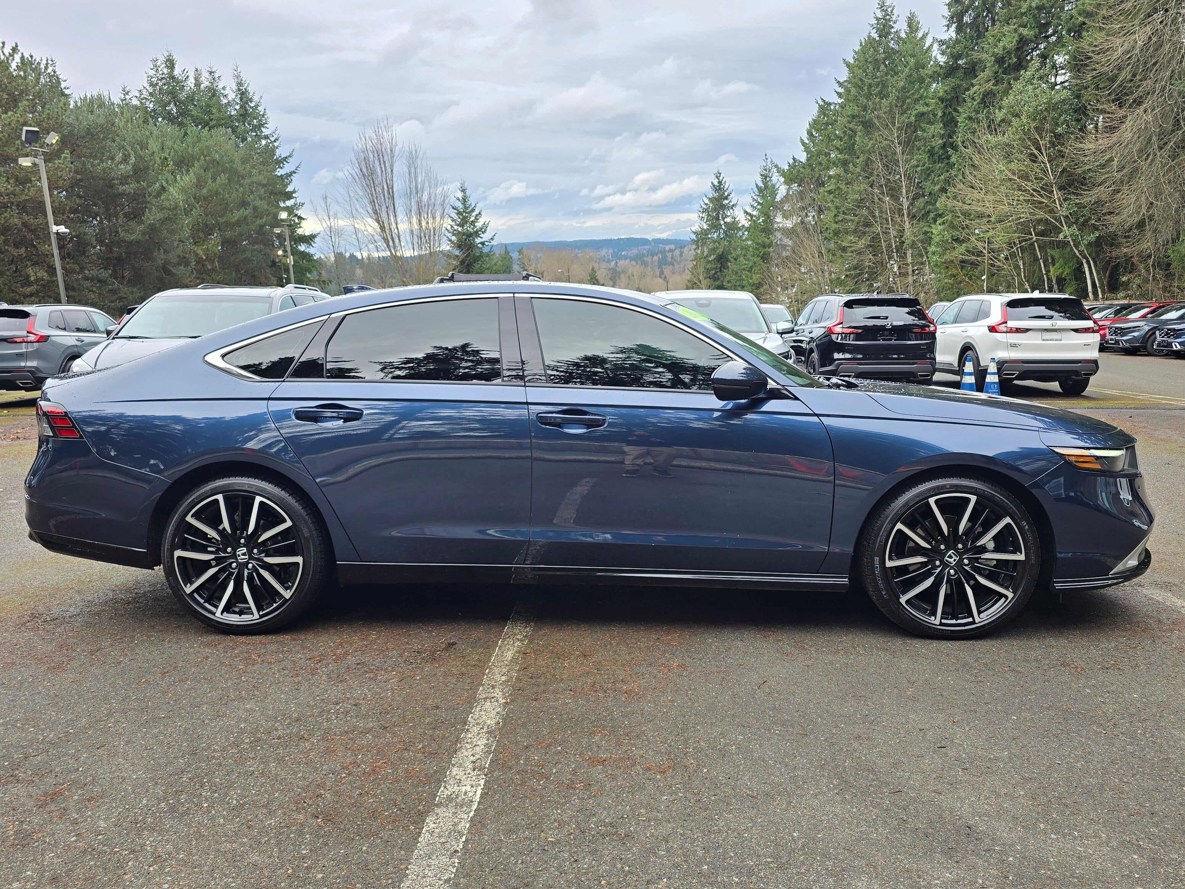2025 Honda Accord Hybrid Touring
