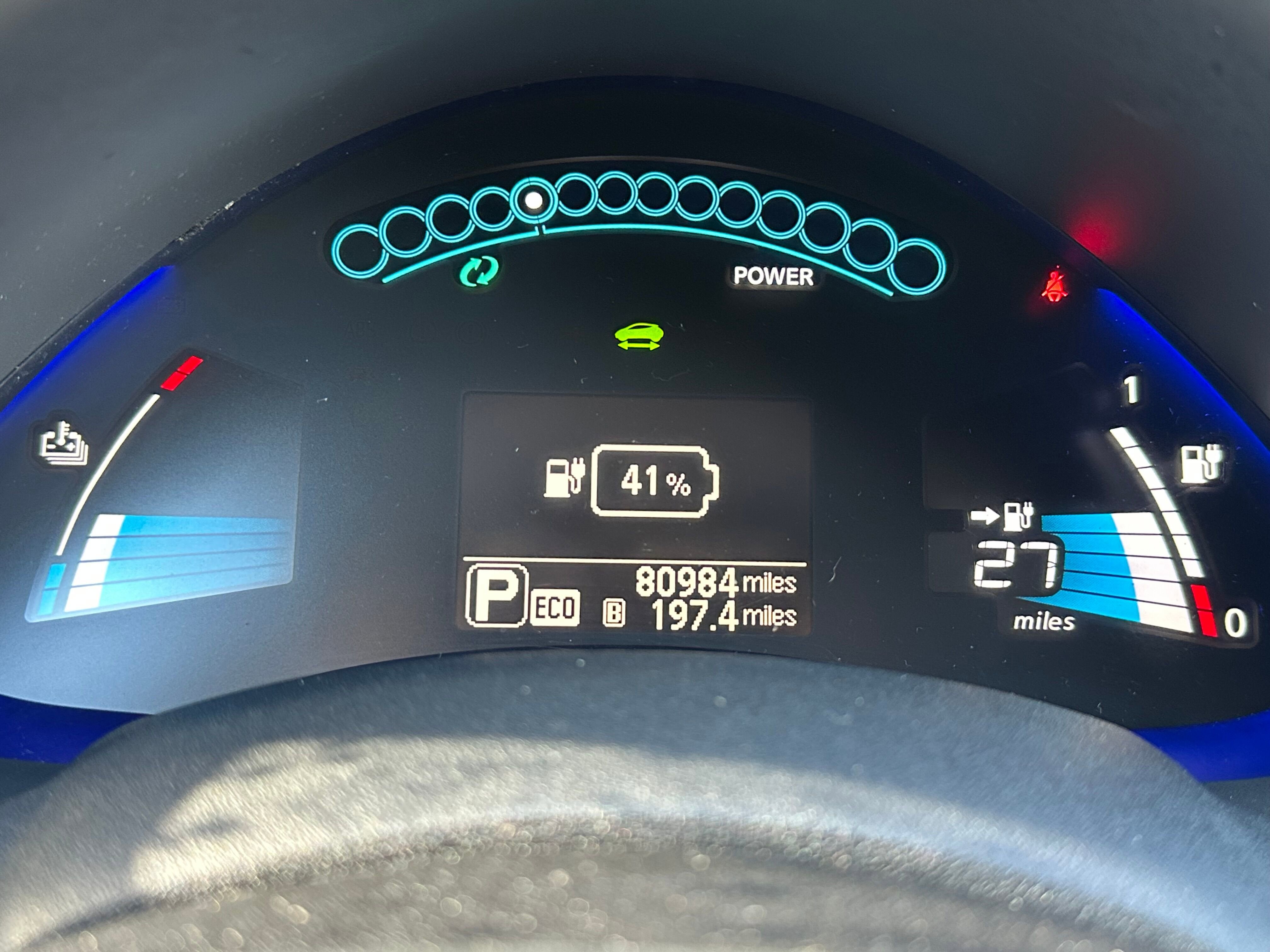 2016 Nissan LEAF S