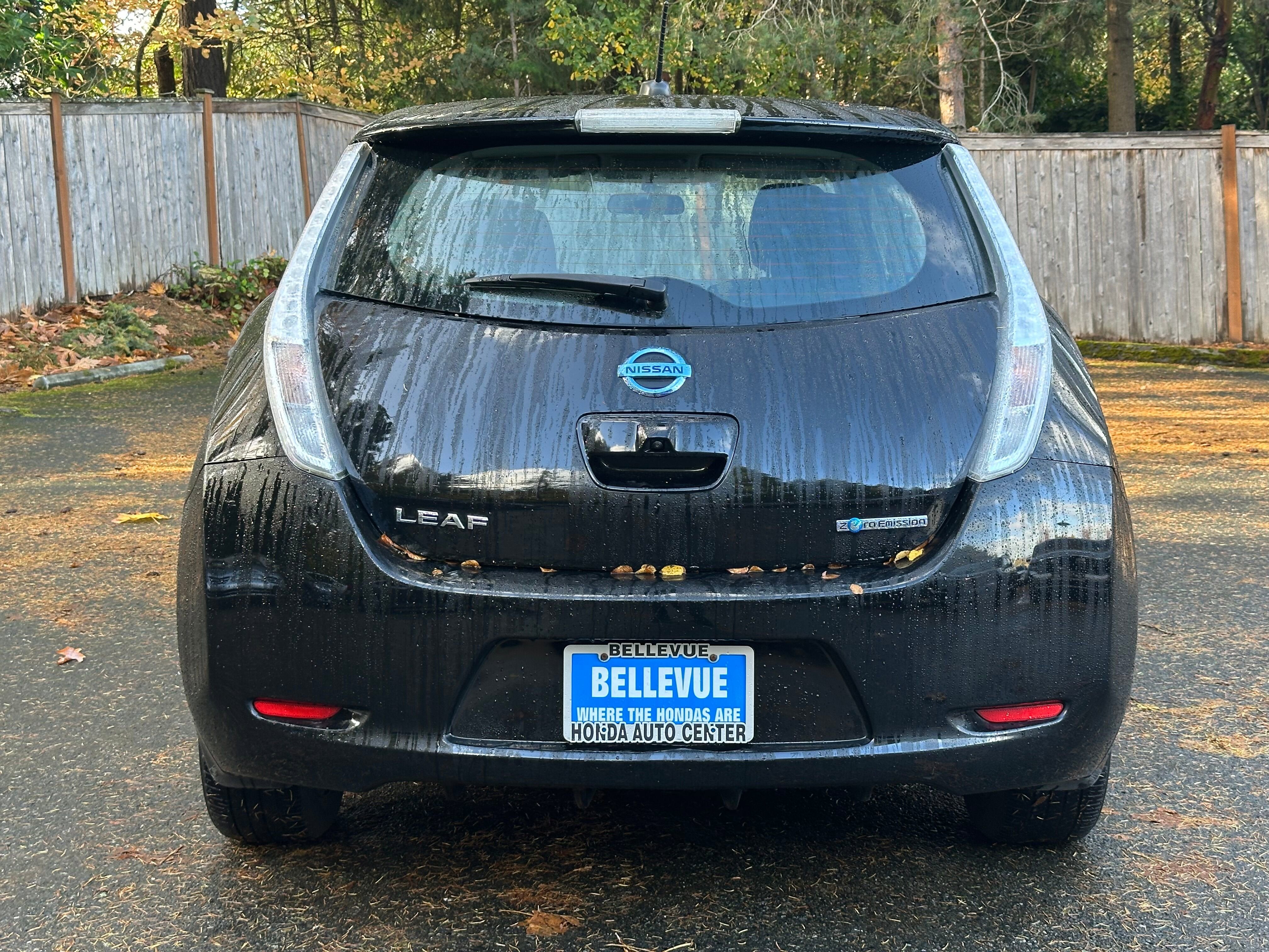 2016 Nissan LEAF S