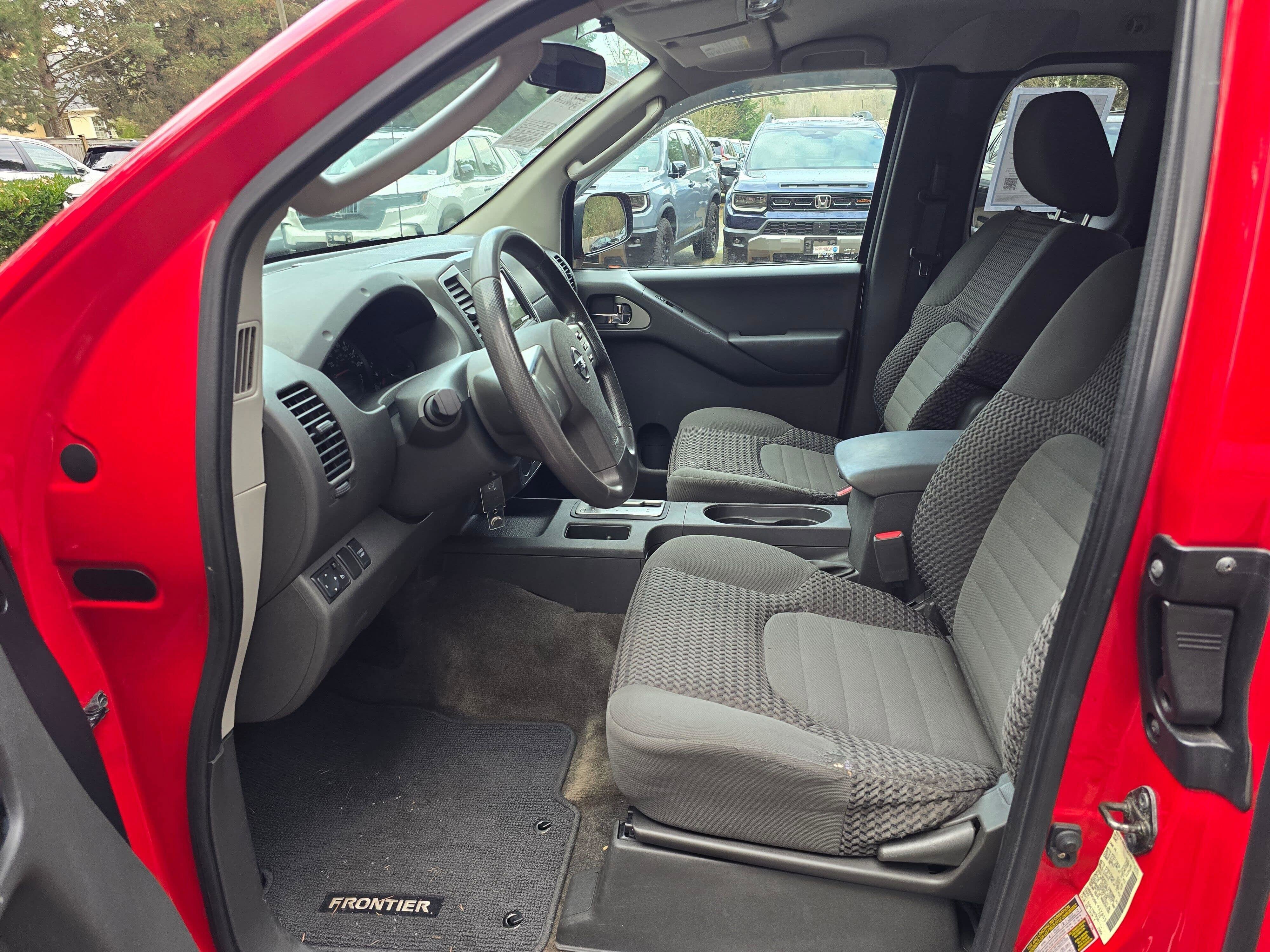 2011 Nissan Frontier SV