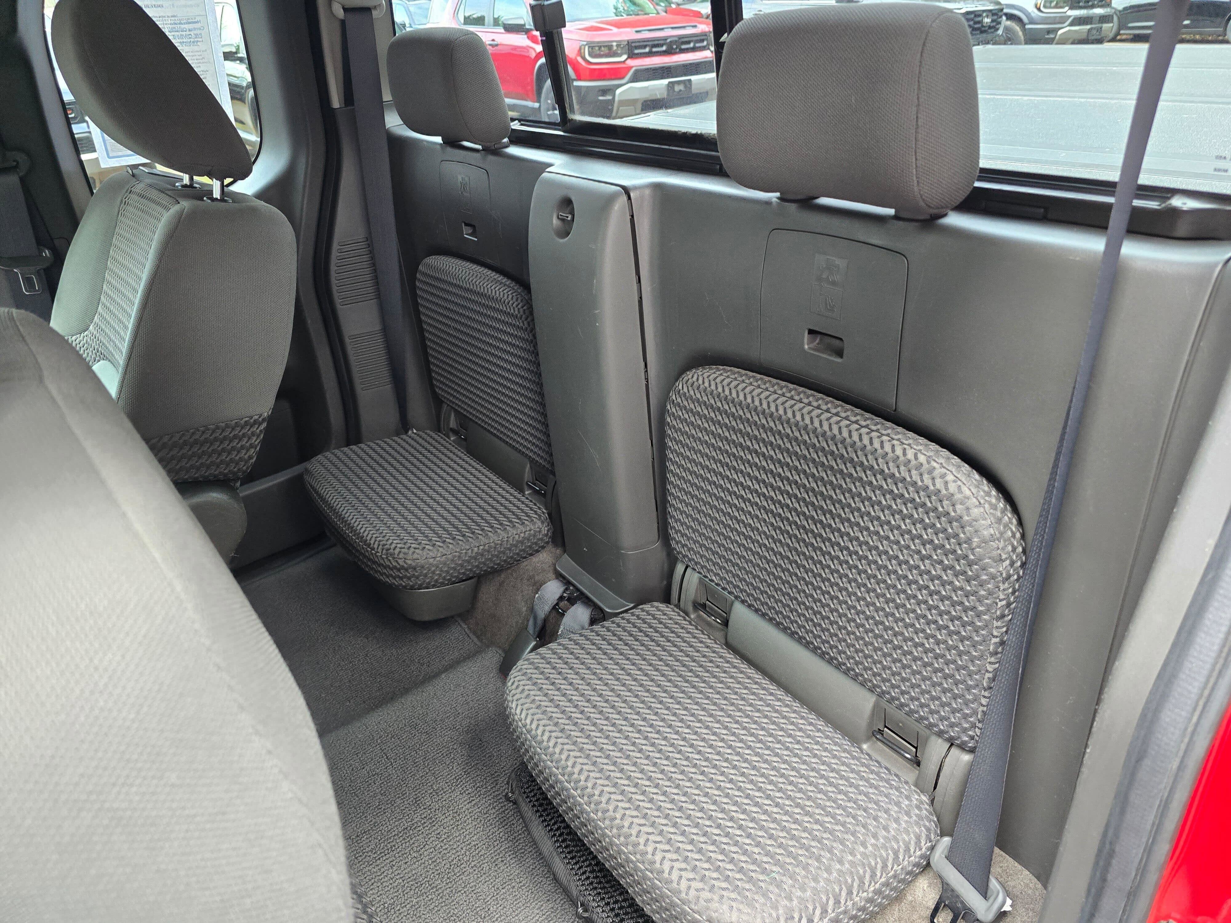 2011 Nissan Frontier SV