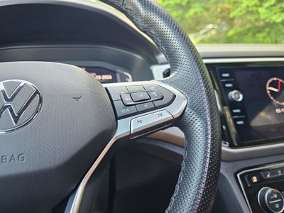 2022 Volkswagen Atlas Cross Sport 3.6L V6 SEL Premium R-Line