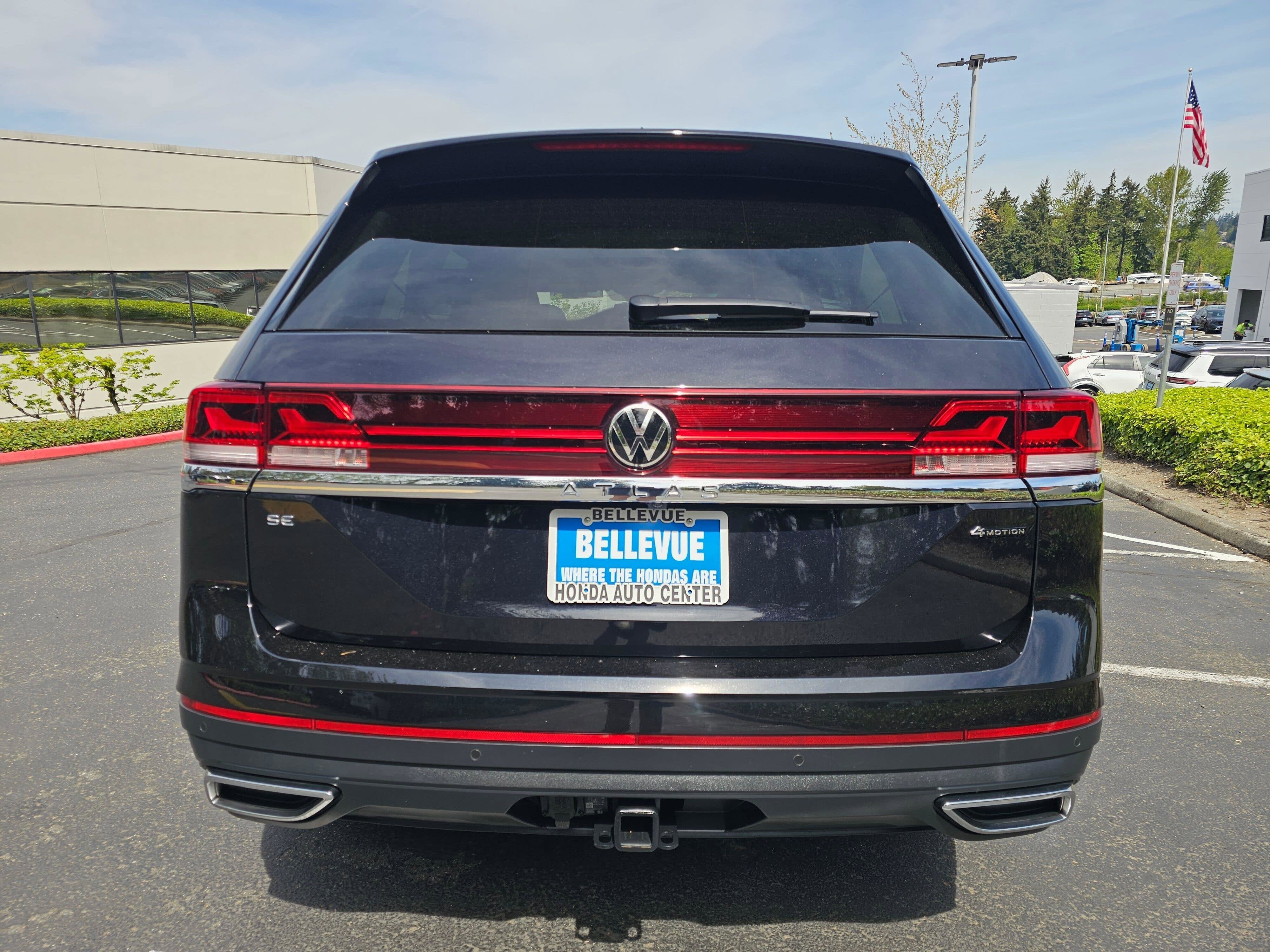 2024 Volkswagen Atlas 2.0T SE w/Technology