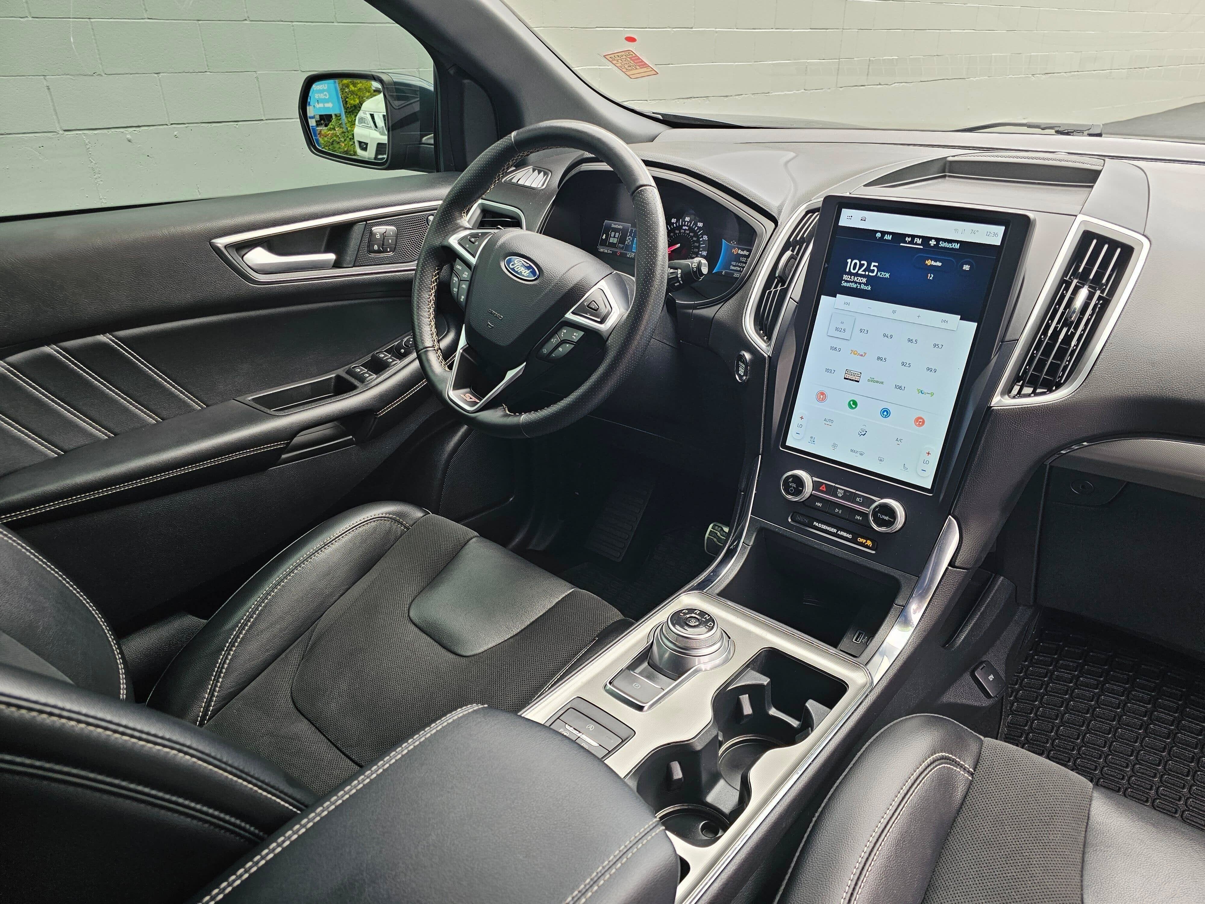 2022 Ford Edge ST