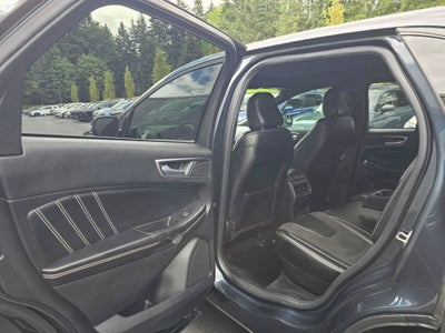 2022 Ford Edge ST