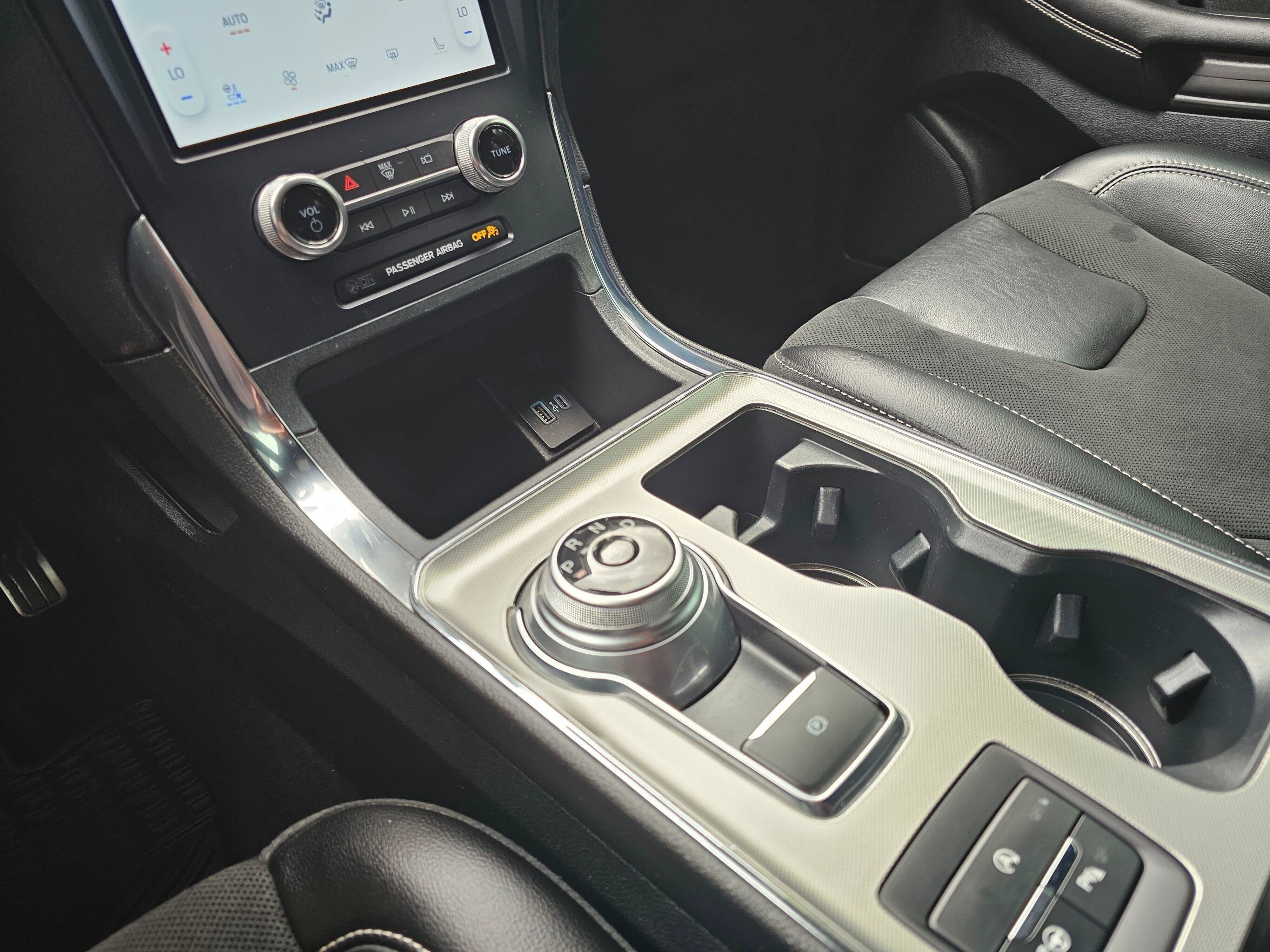 2022 Ford Edge ST