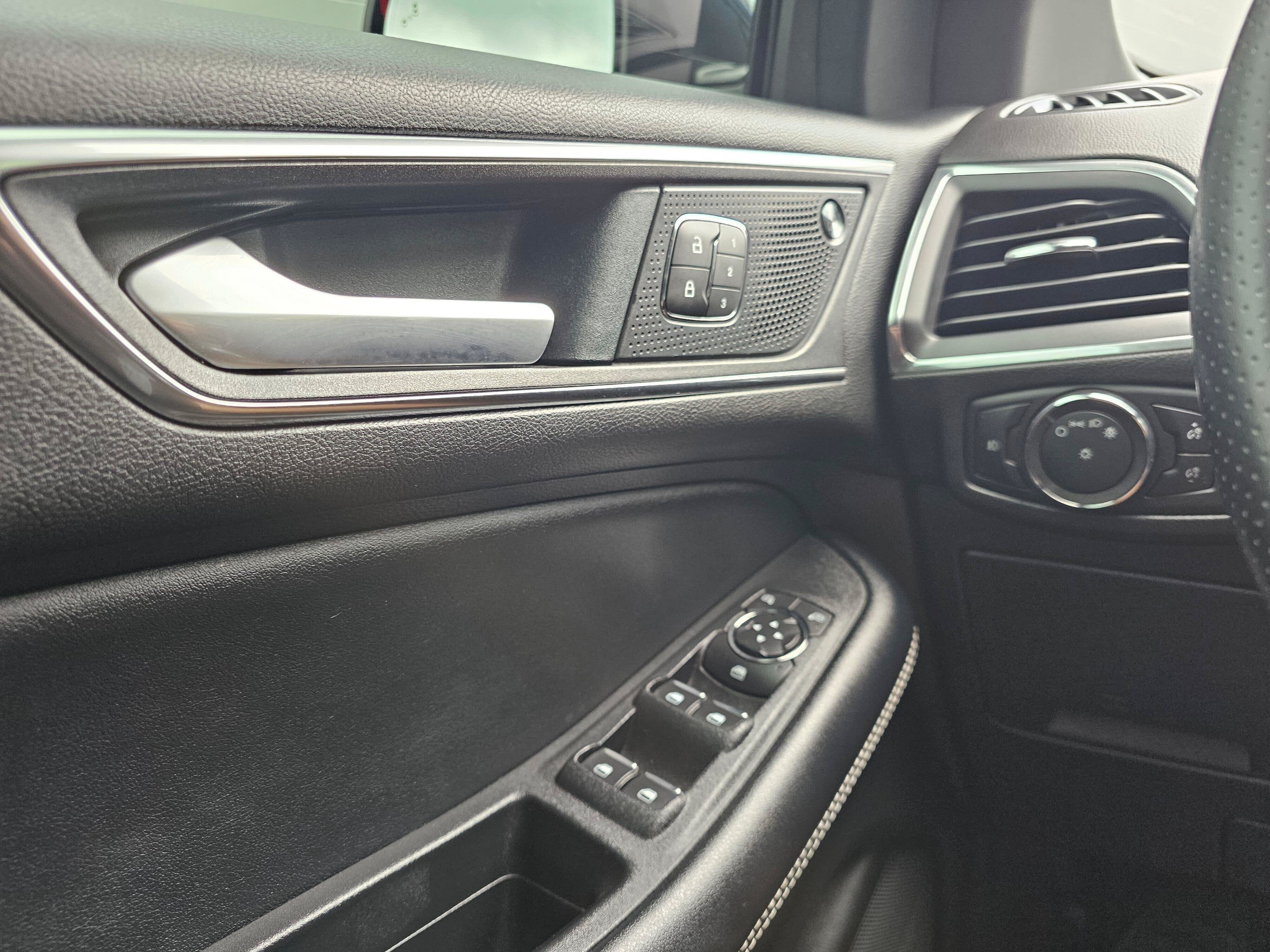 2022 Ford Edge ST