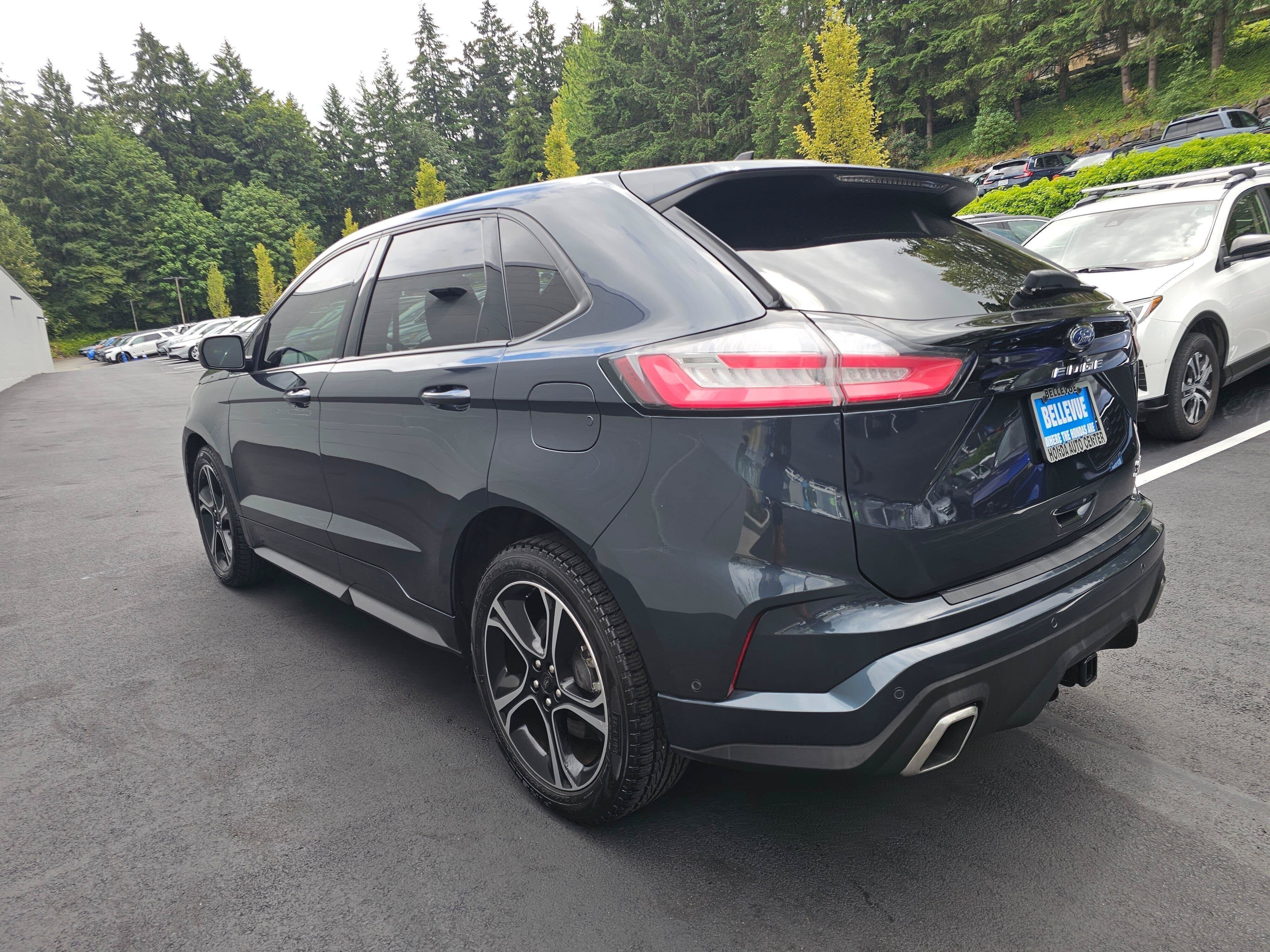 2022 Ford Edge ST