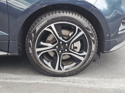 2022 Ford Edge ST
