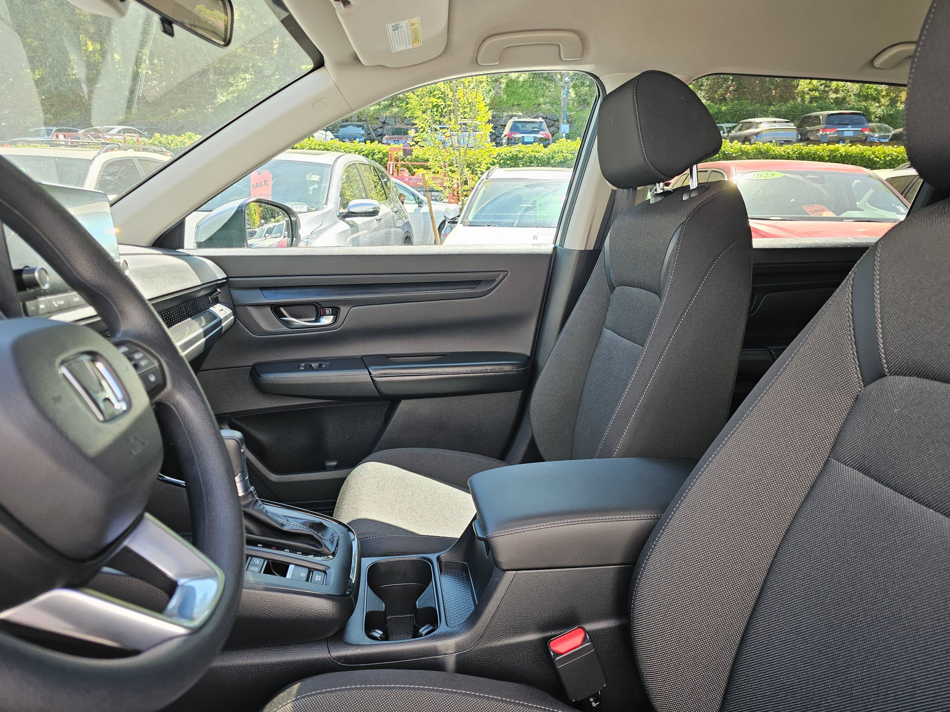 2025 Honda CR-V LX