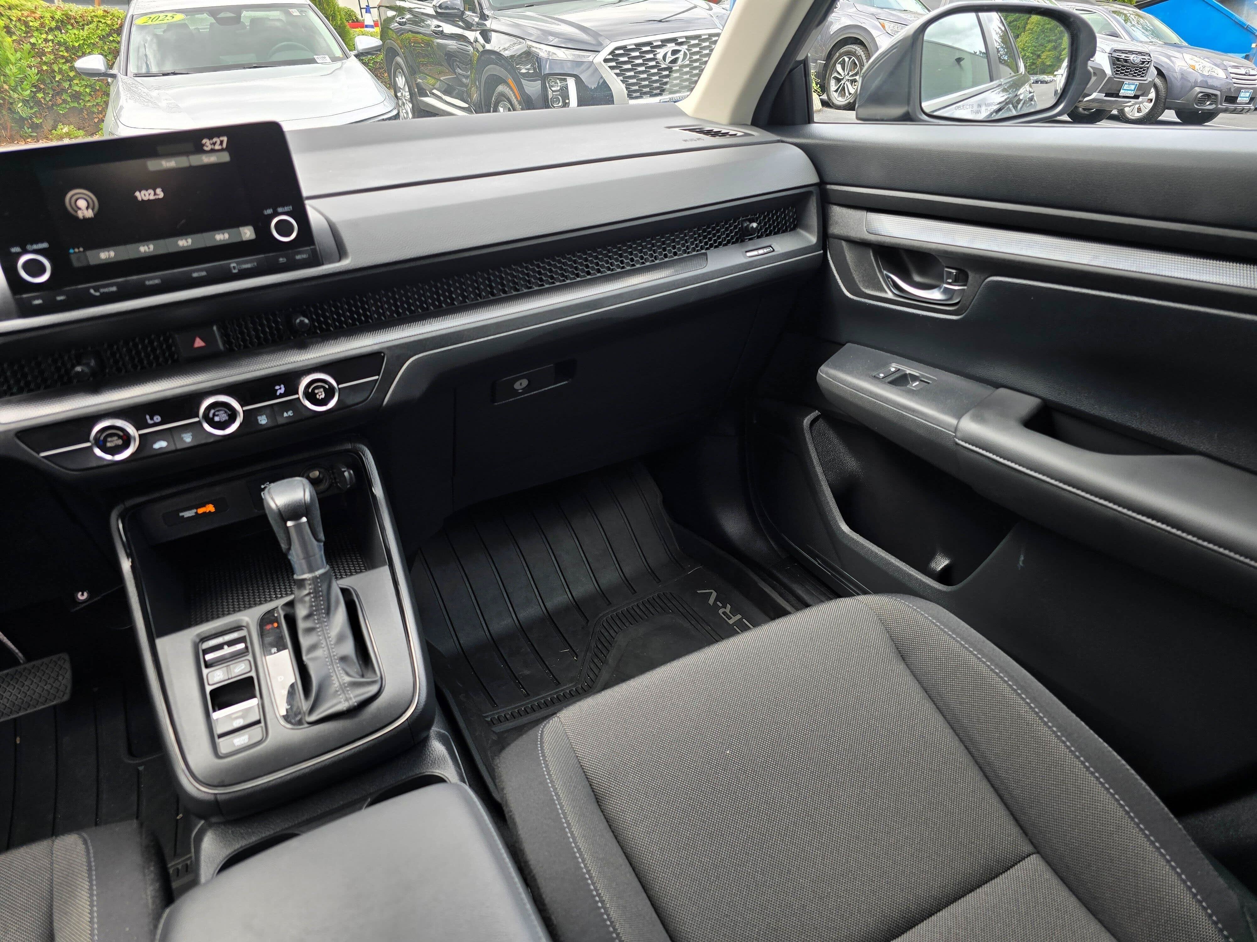 2025 Honda CR-V LX