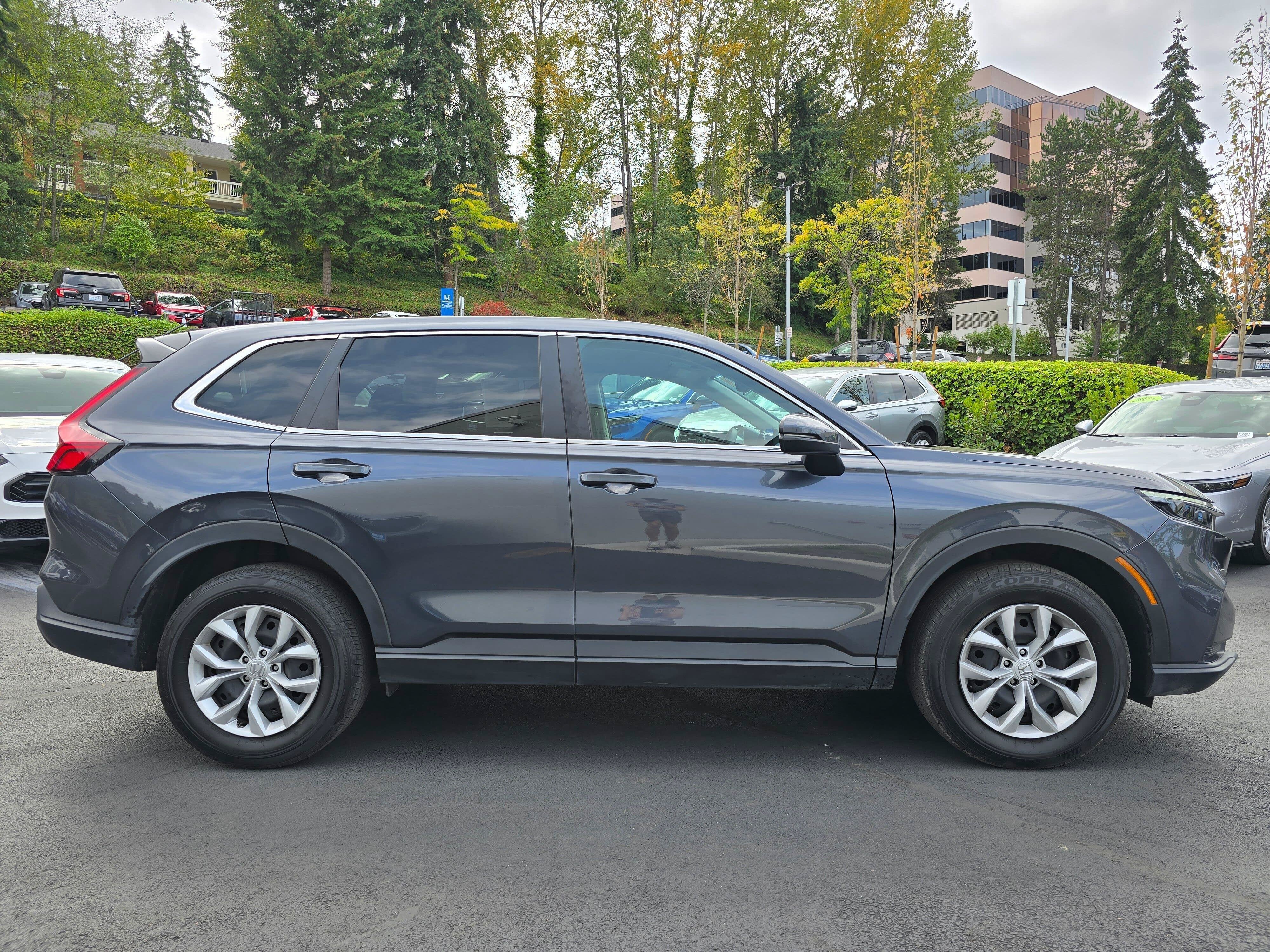 2025 Honda CR-V LX