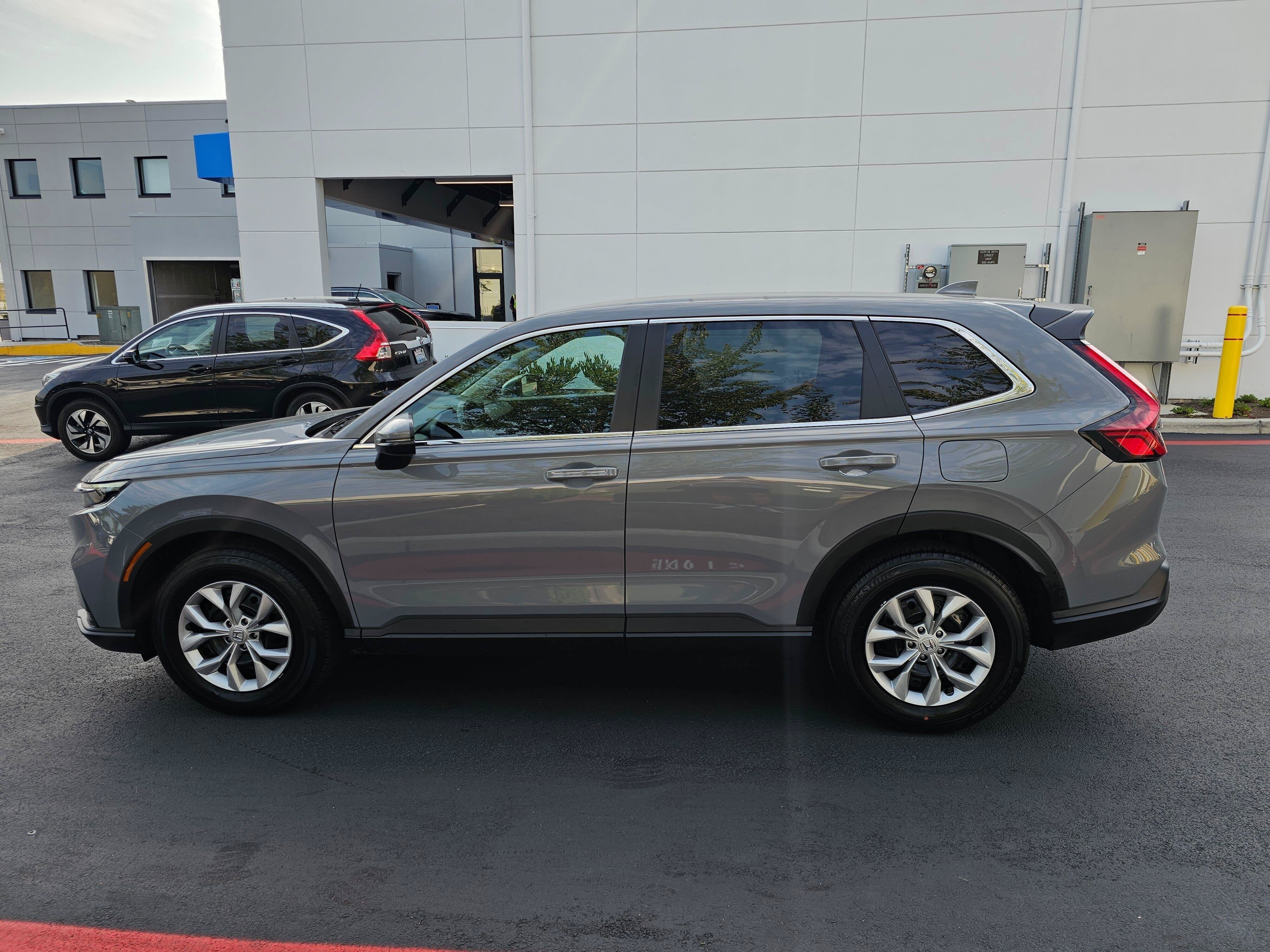 2025 Honda CR-V LX