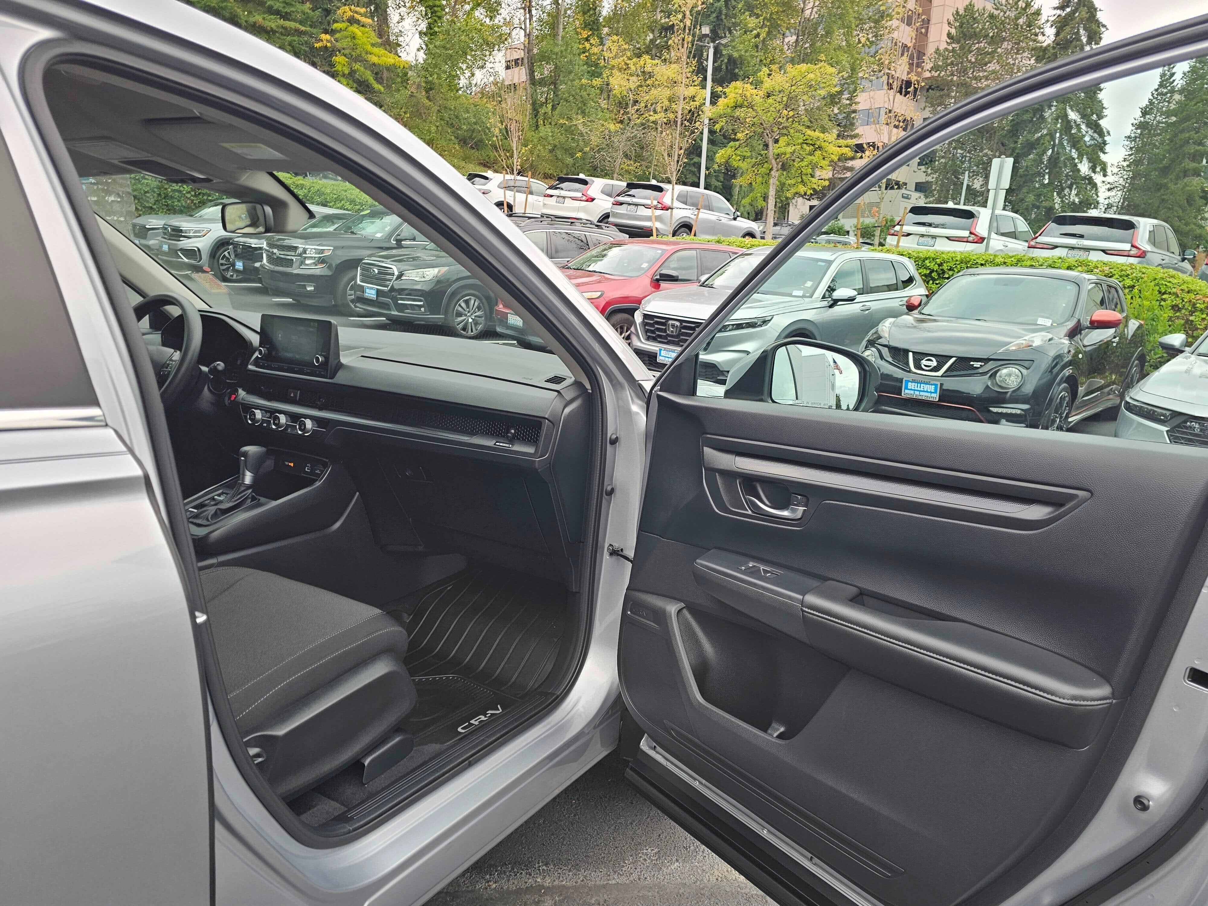 2025 Honda CR-V LX
