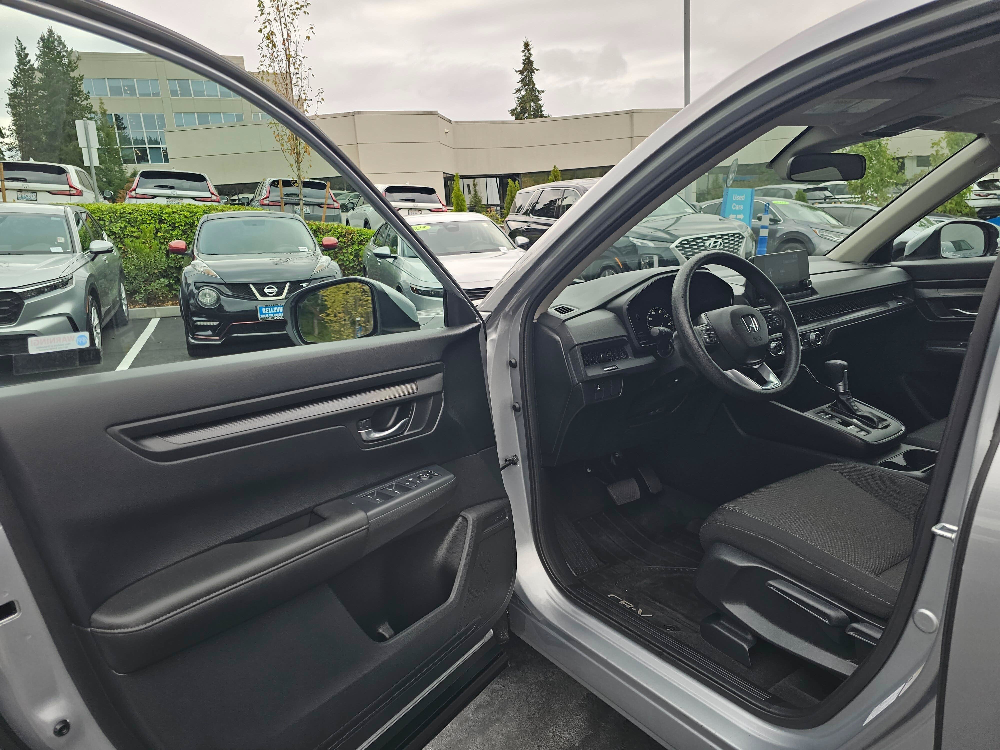 2025 Honda CR-V LX