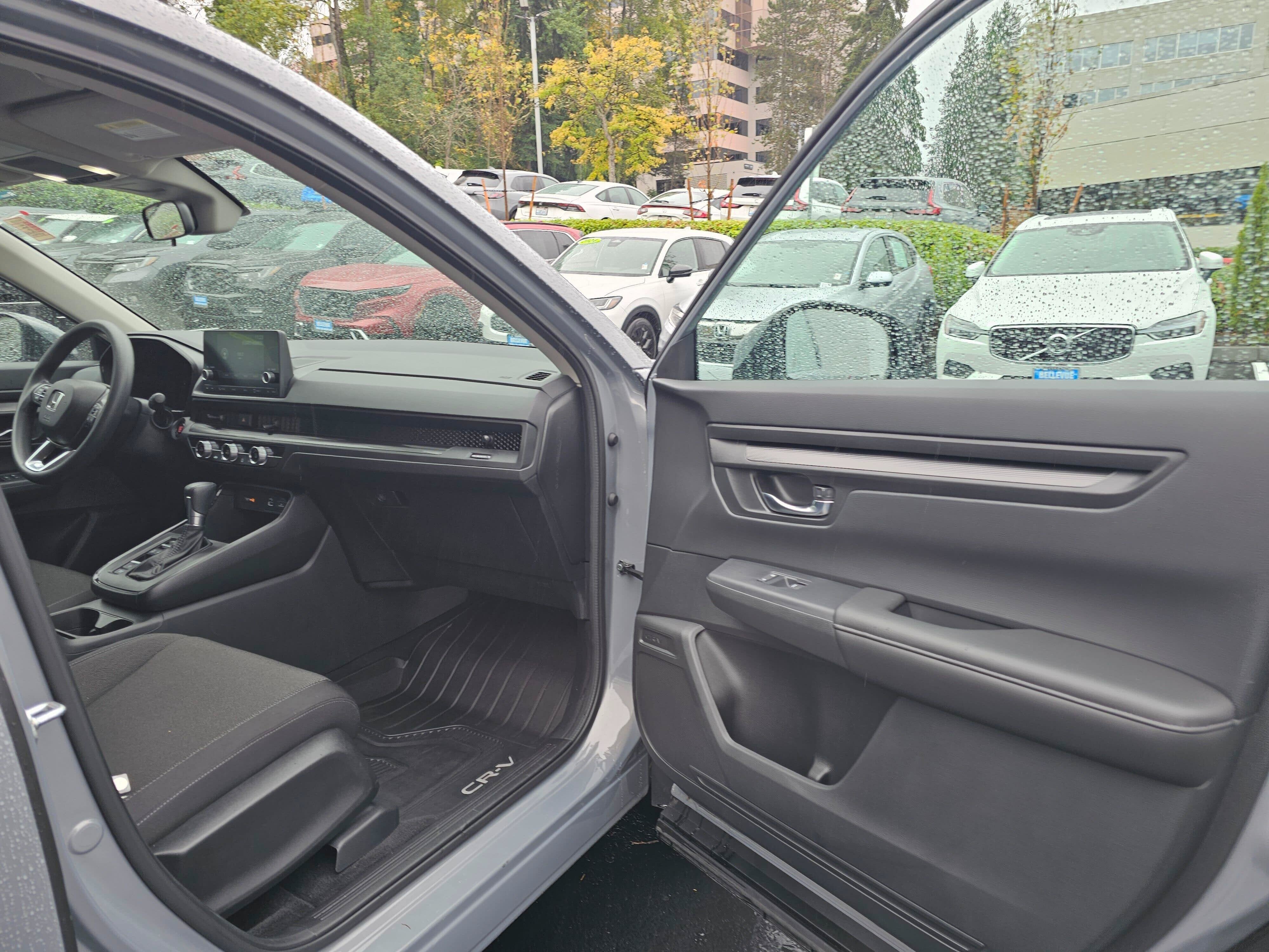 2025 Honda CR-V LX