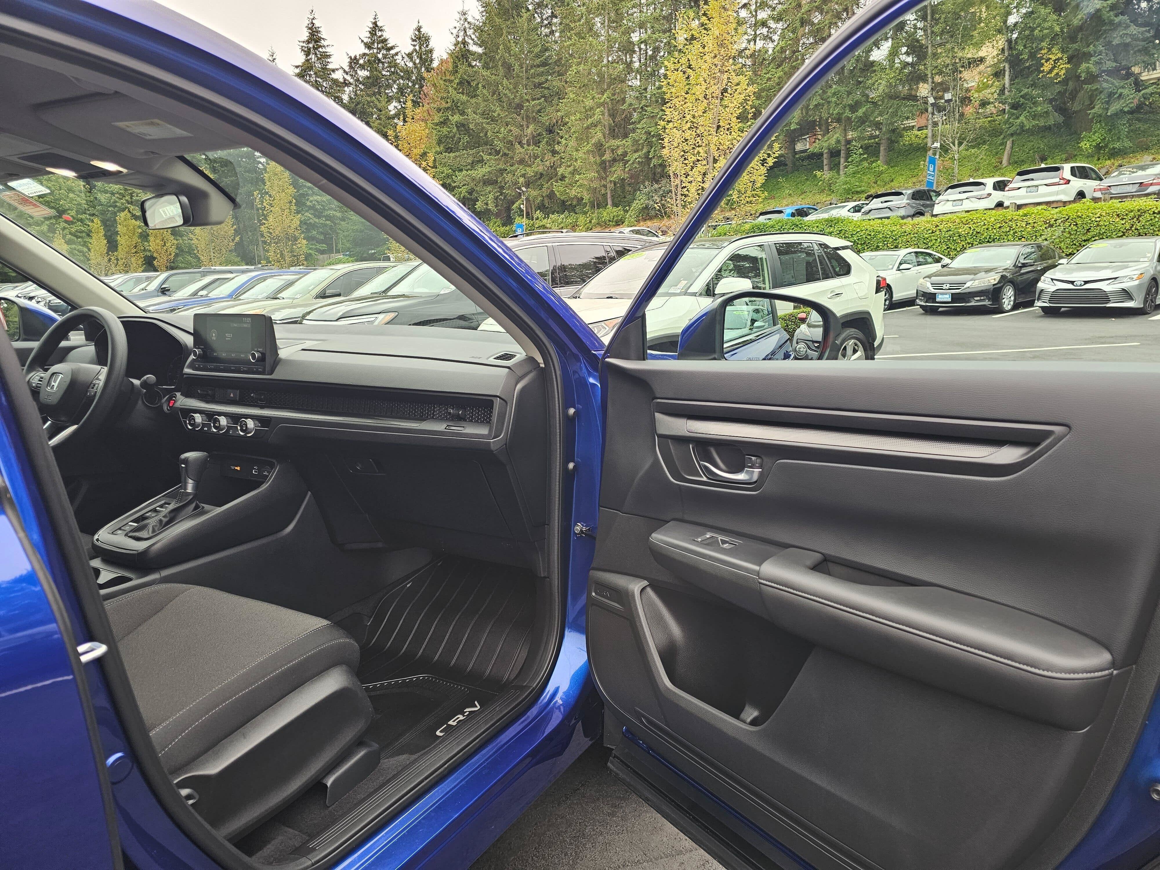 2025 Honda CR-V LX