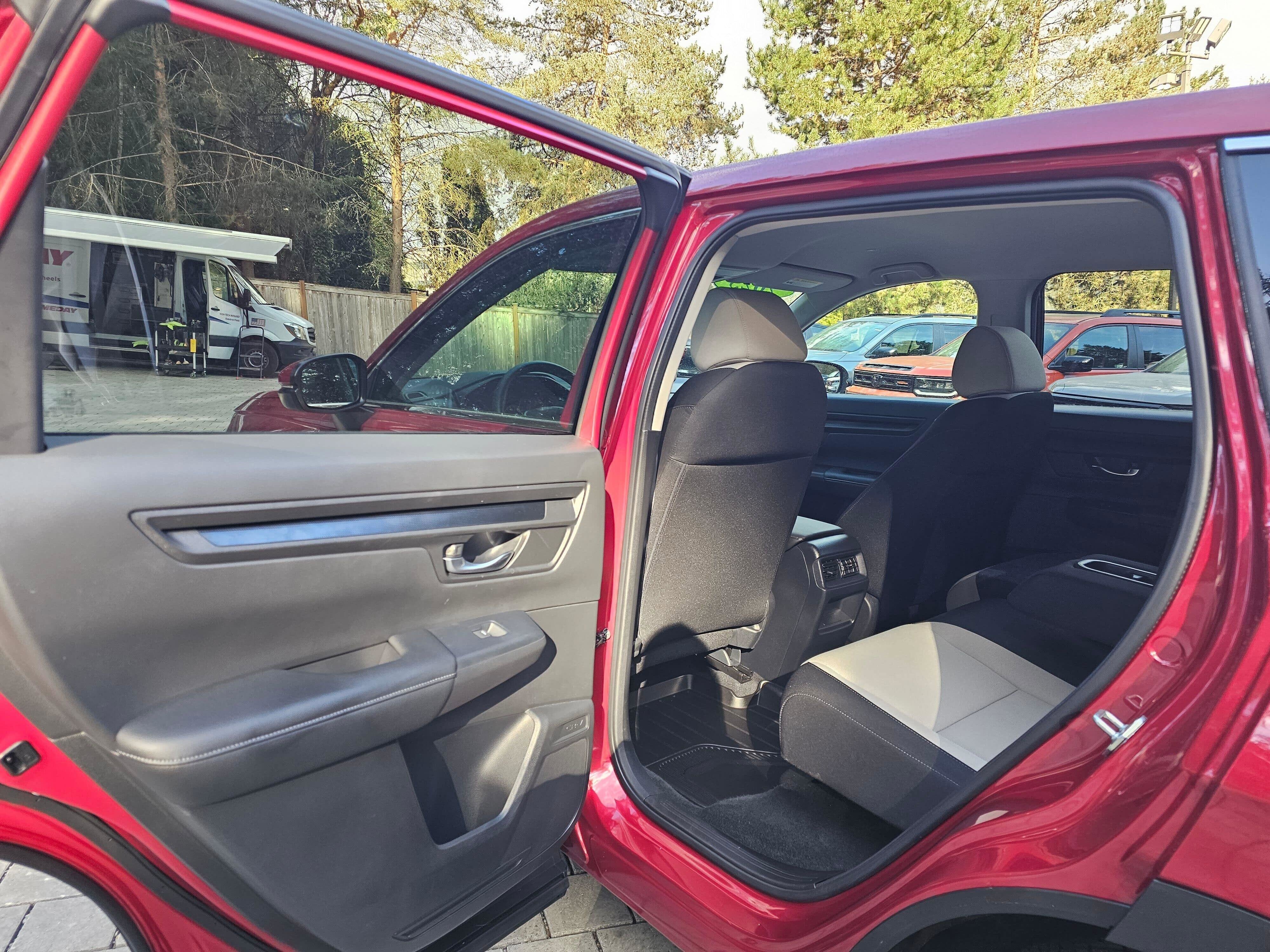 2025 Honda CR-V LX