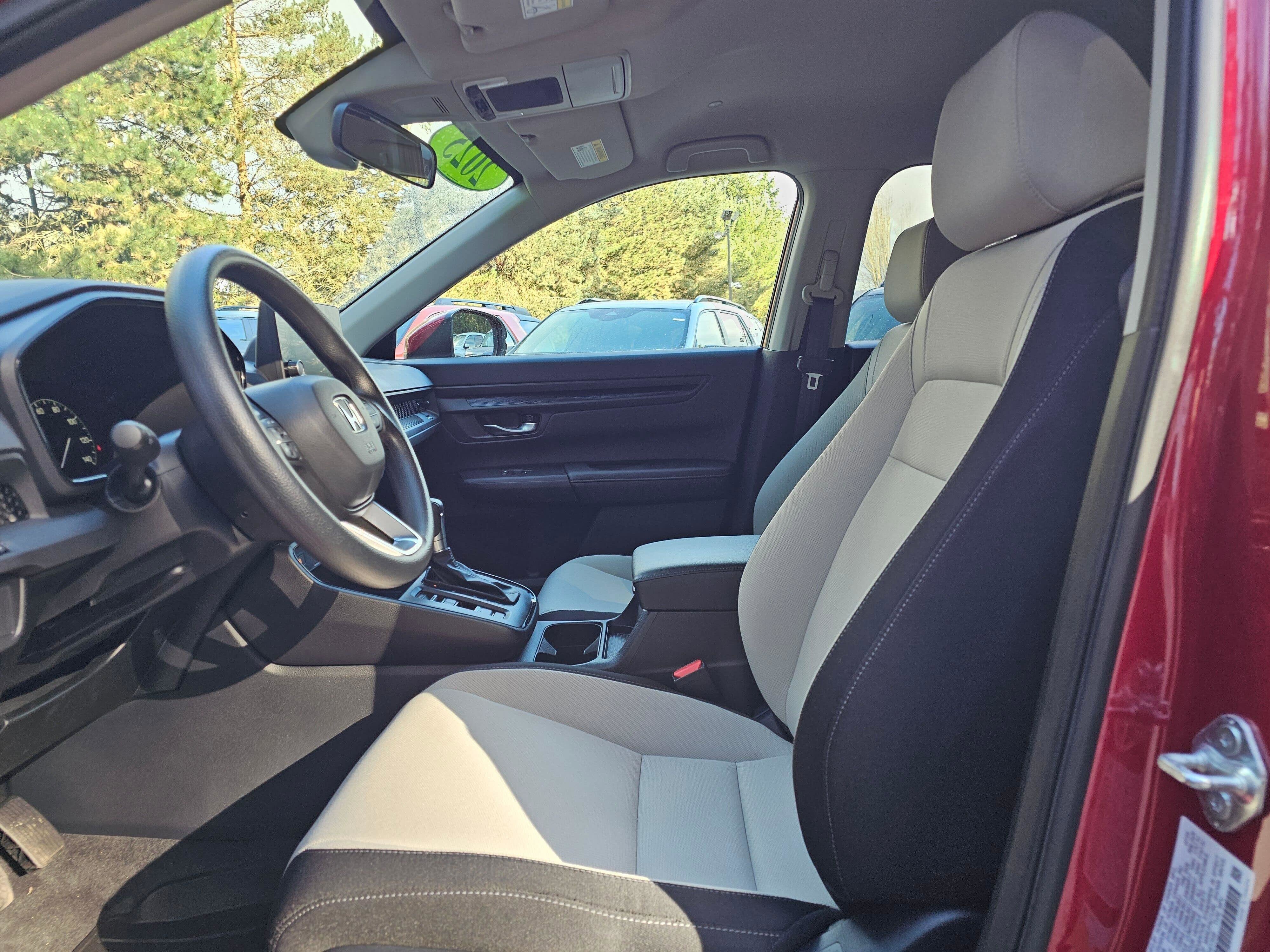 2025 Honda CR-V LX