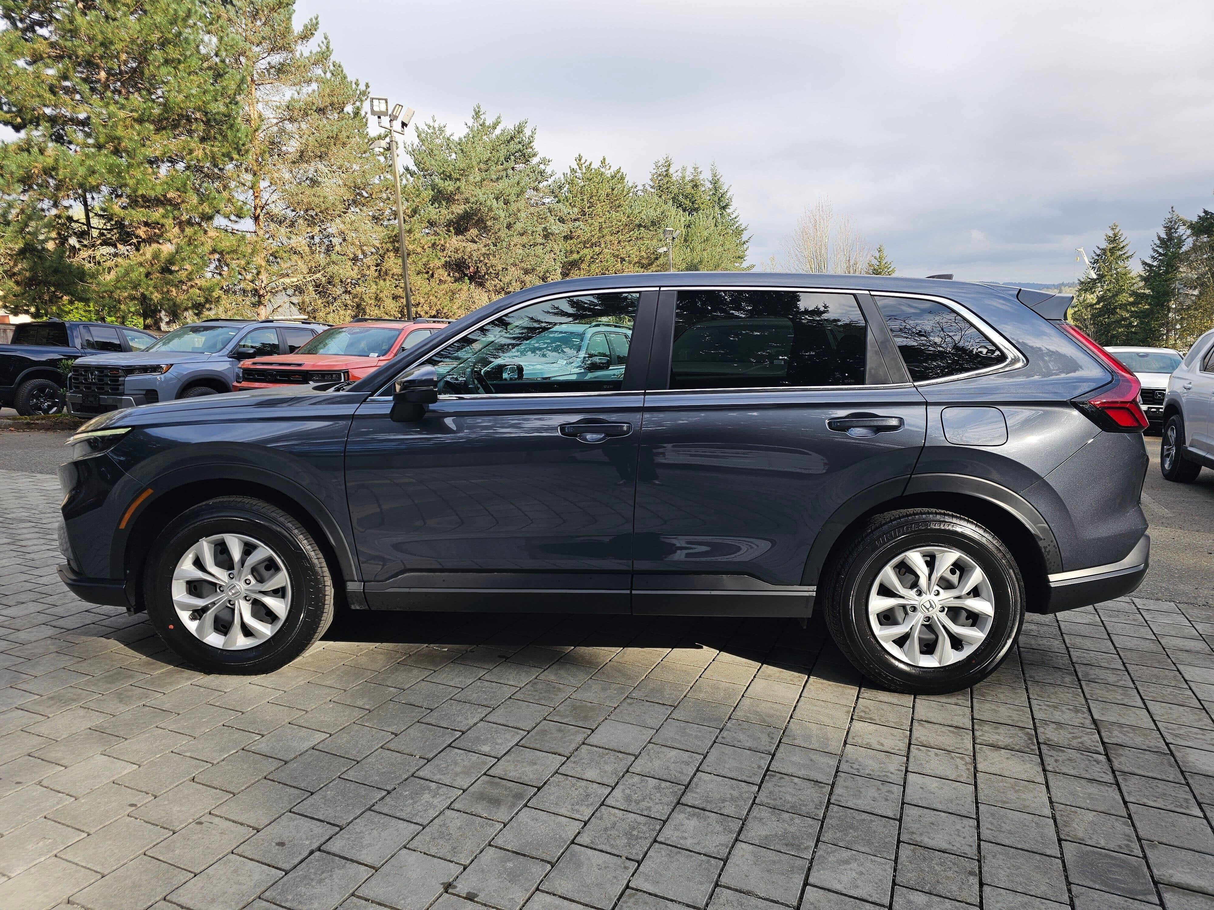 2025 Honda CR-V LX