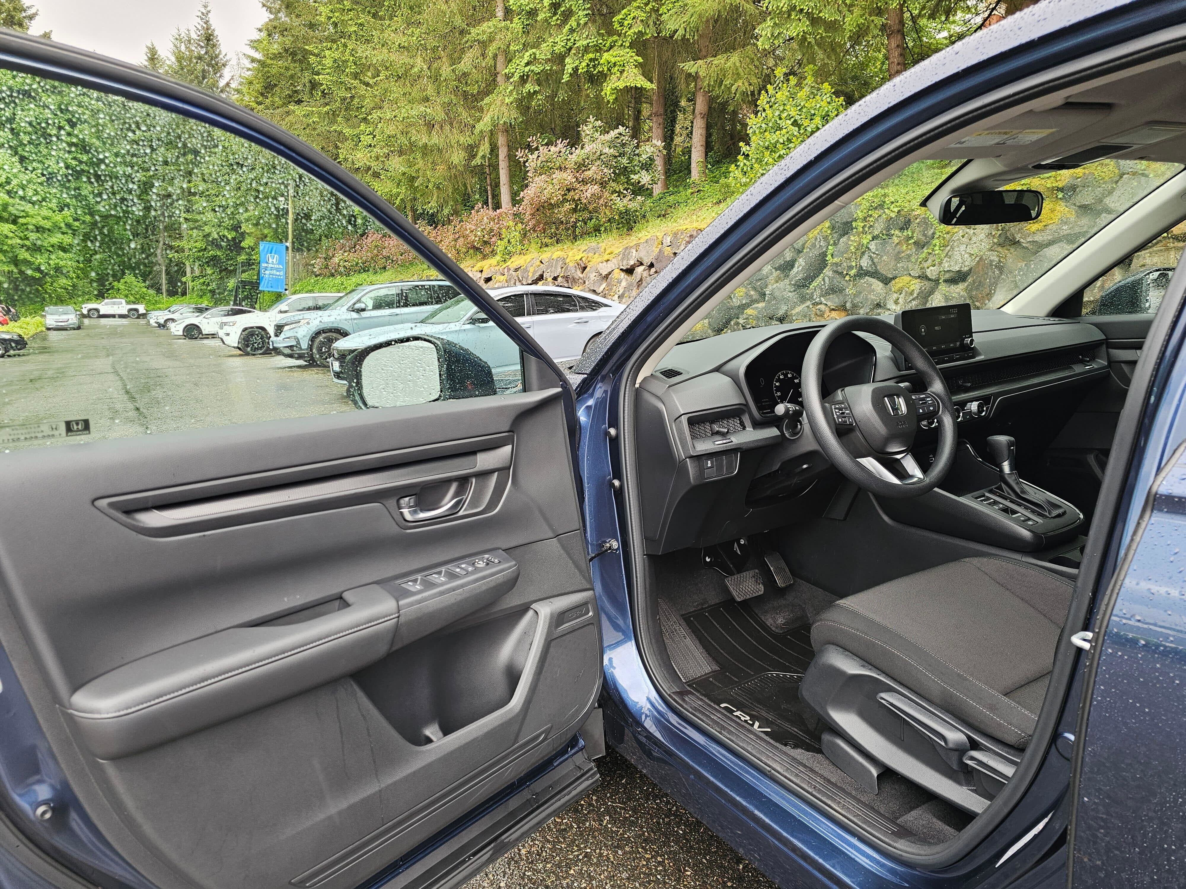 2025 Honda CR-V LX