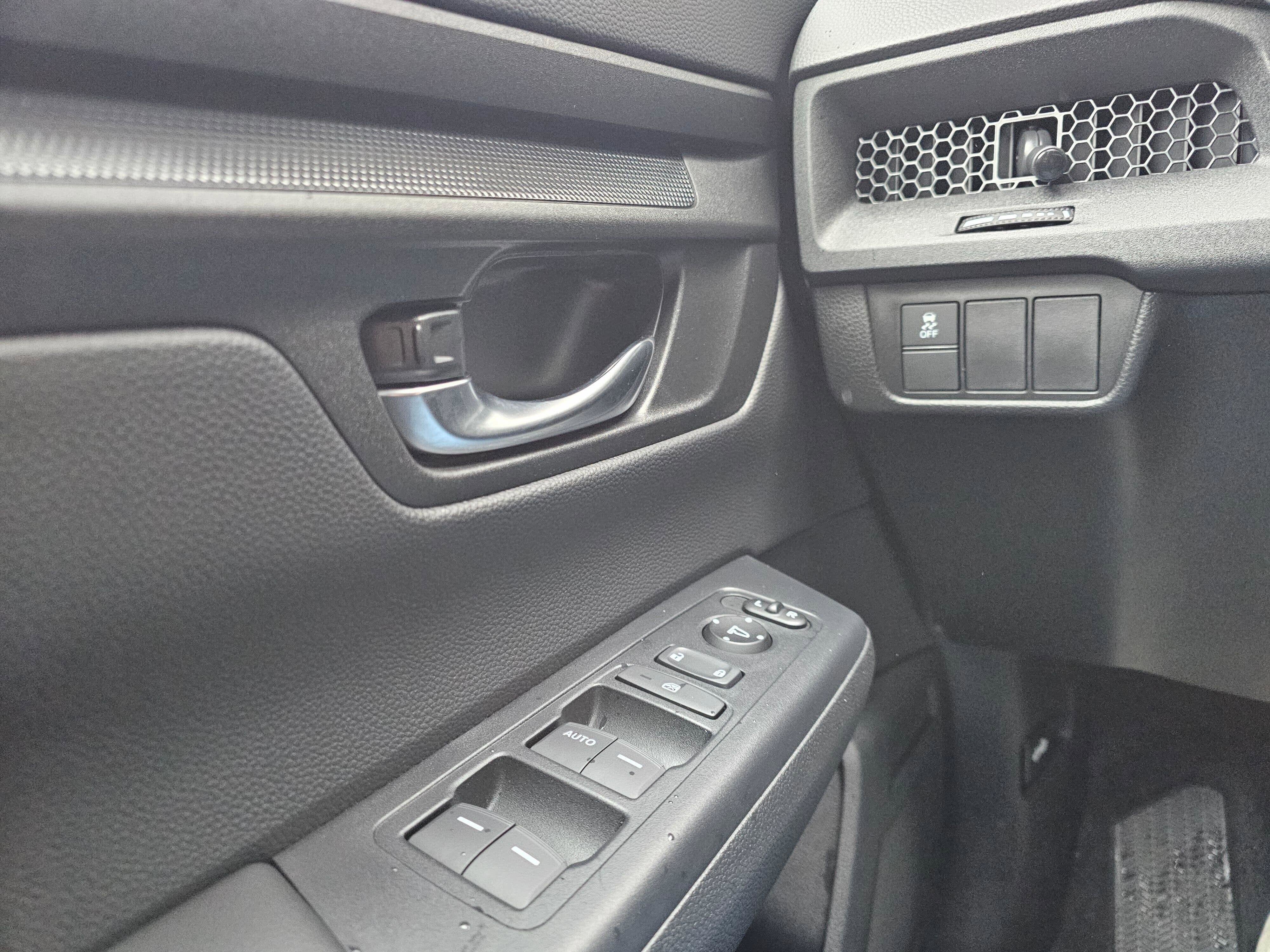 2025 Honda CR-V LX