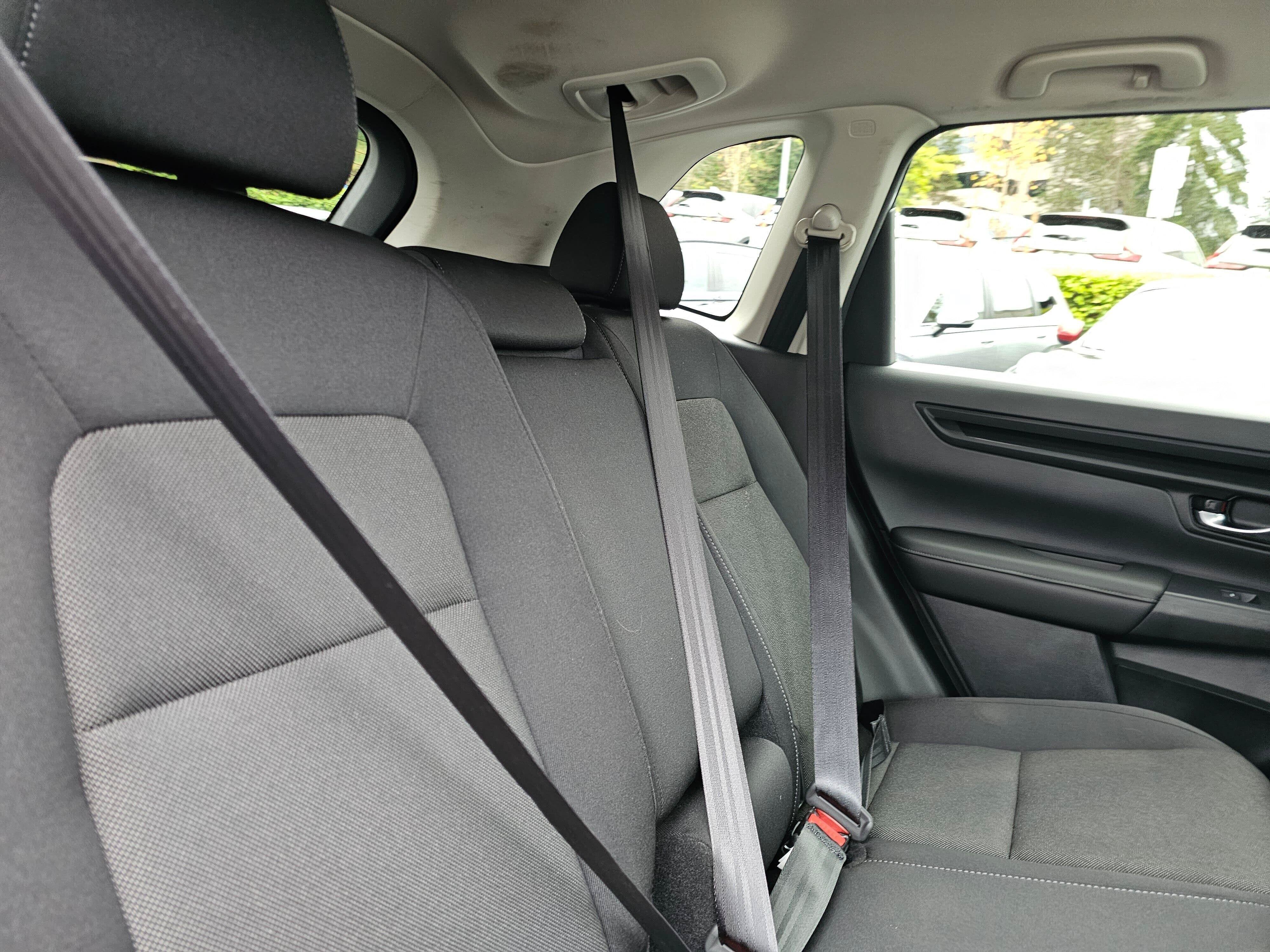 2025 Honda CR-V LX - Photo 13