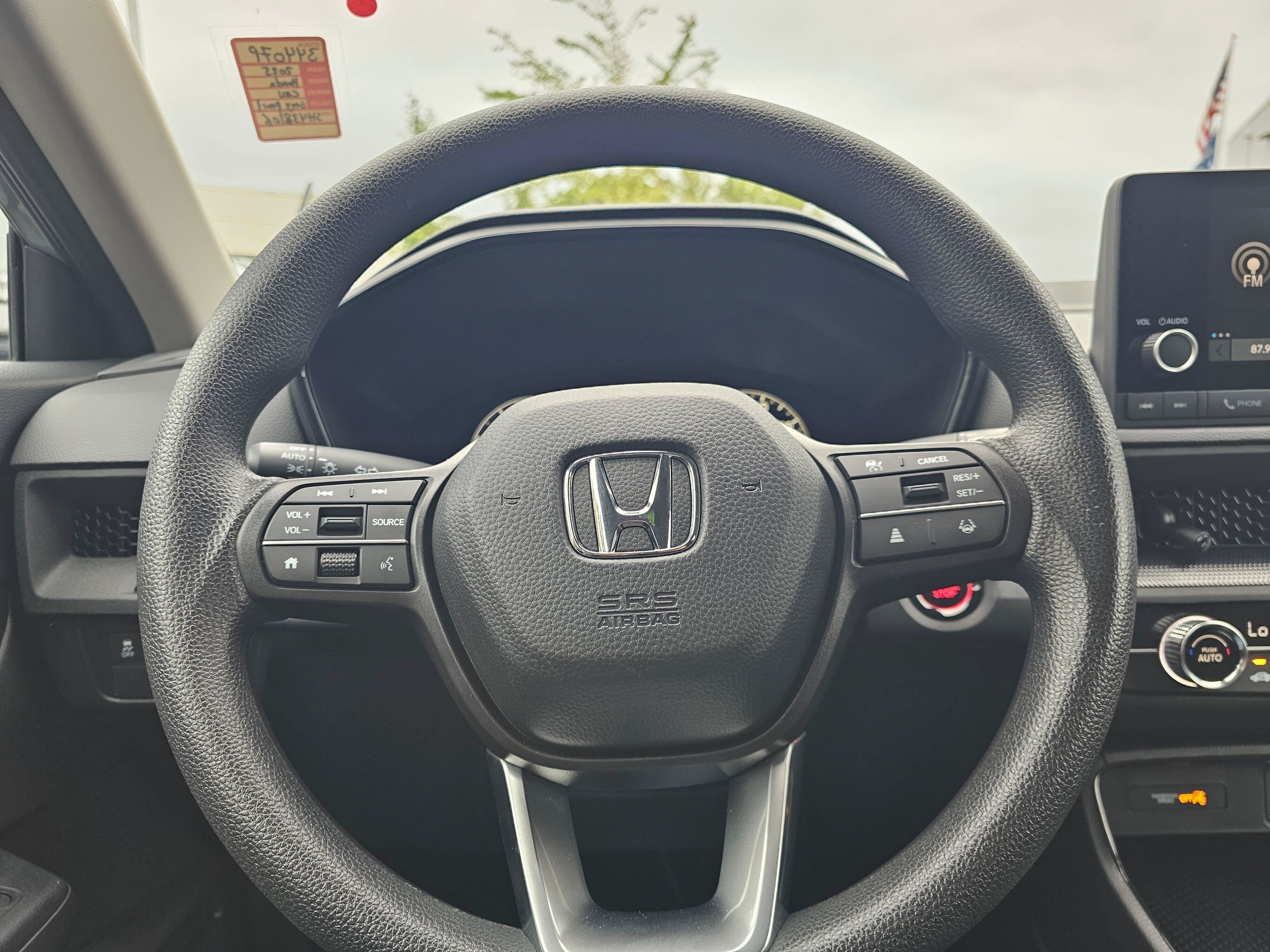2025 Honda CR-V LX - Photo 25