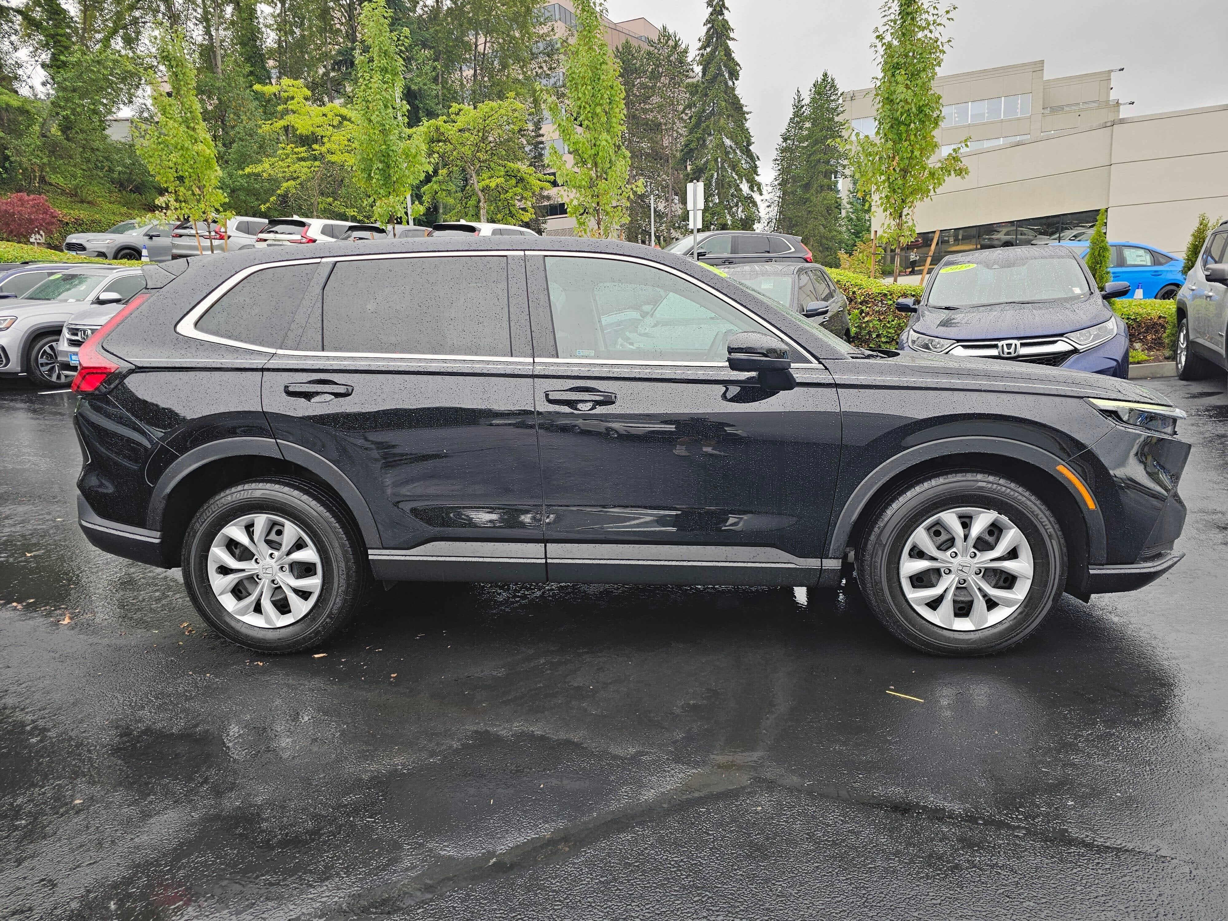 2025 Honda CR-V LX